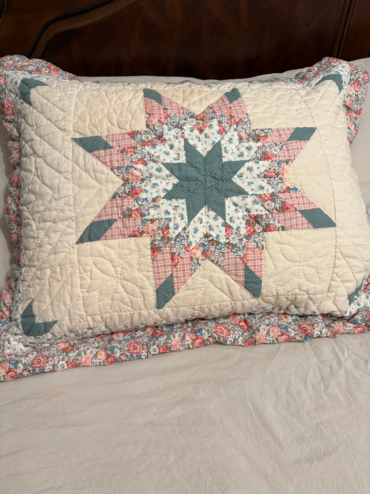 Vintage Quilted Pillow Sham — Sunburst Pattern