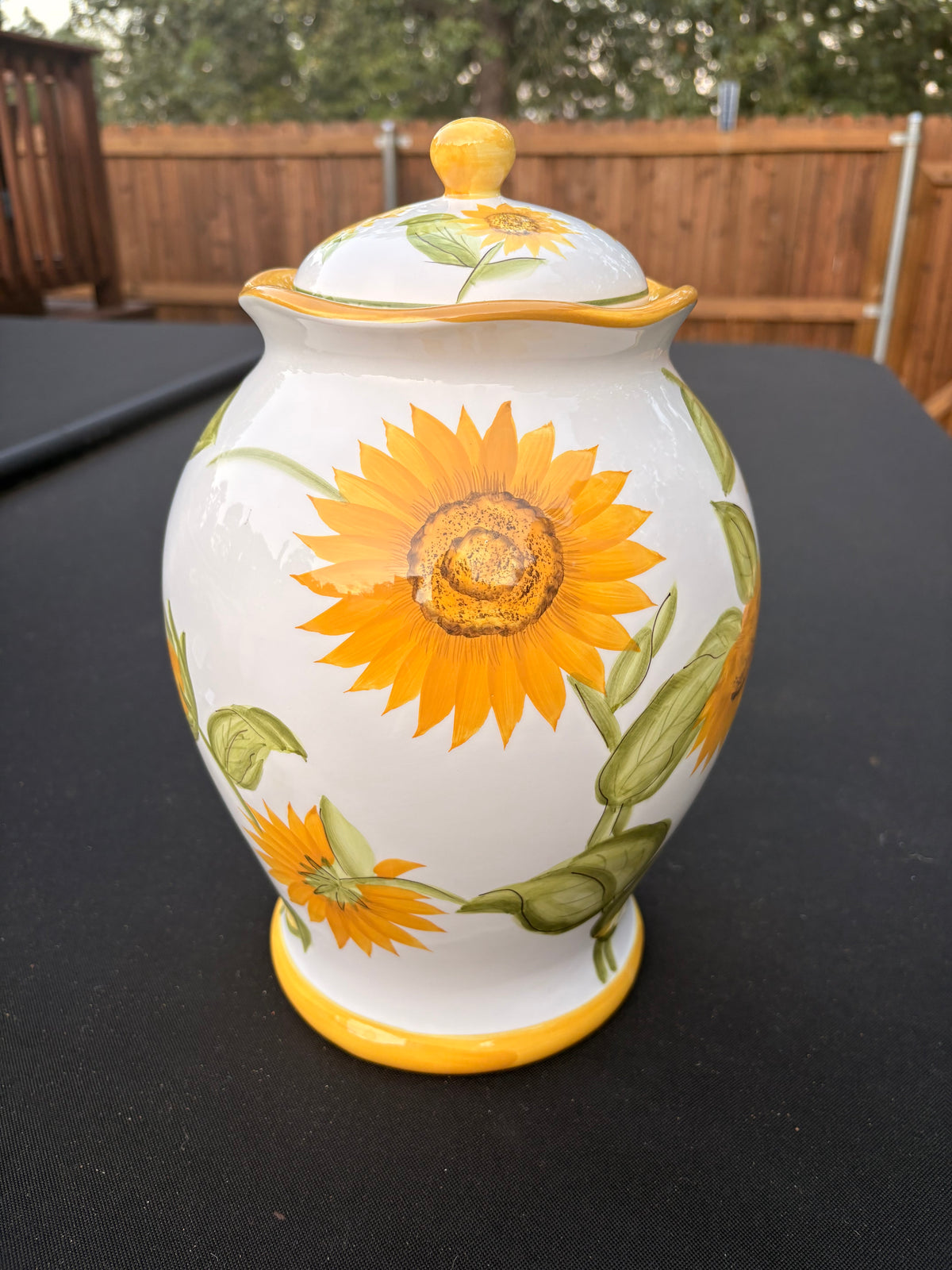 Nonni's Biscotti Jar