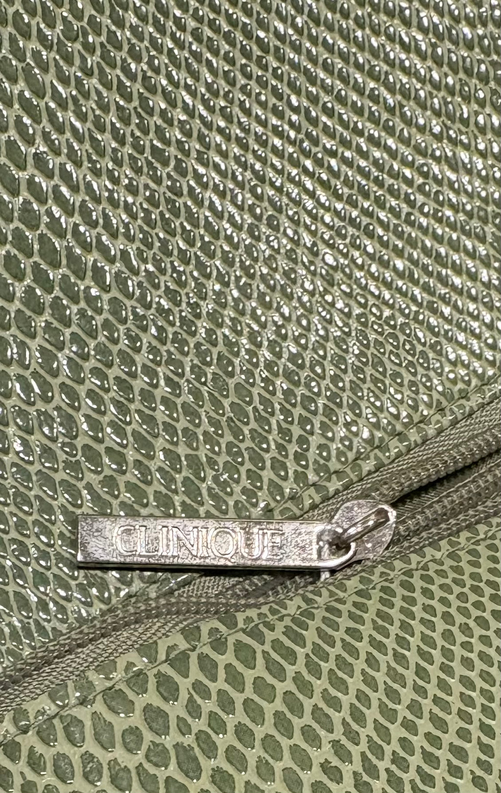 2-Piece Green Clinique Makeup Bag Set
