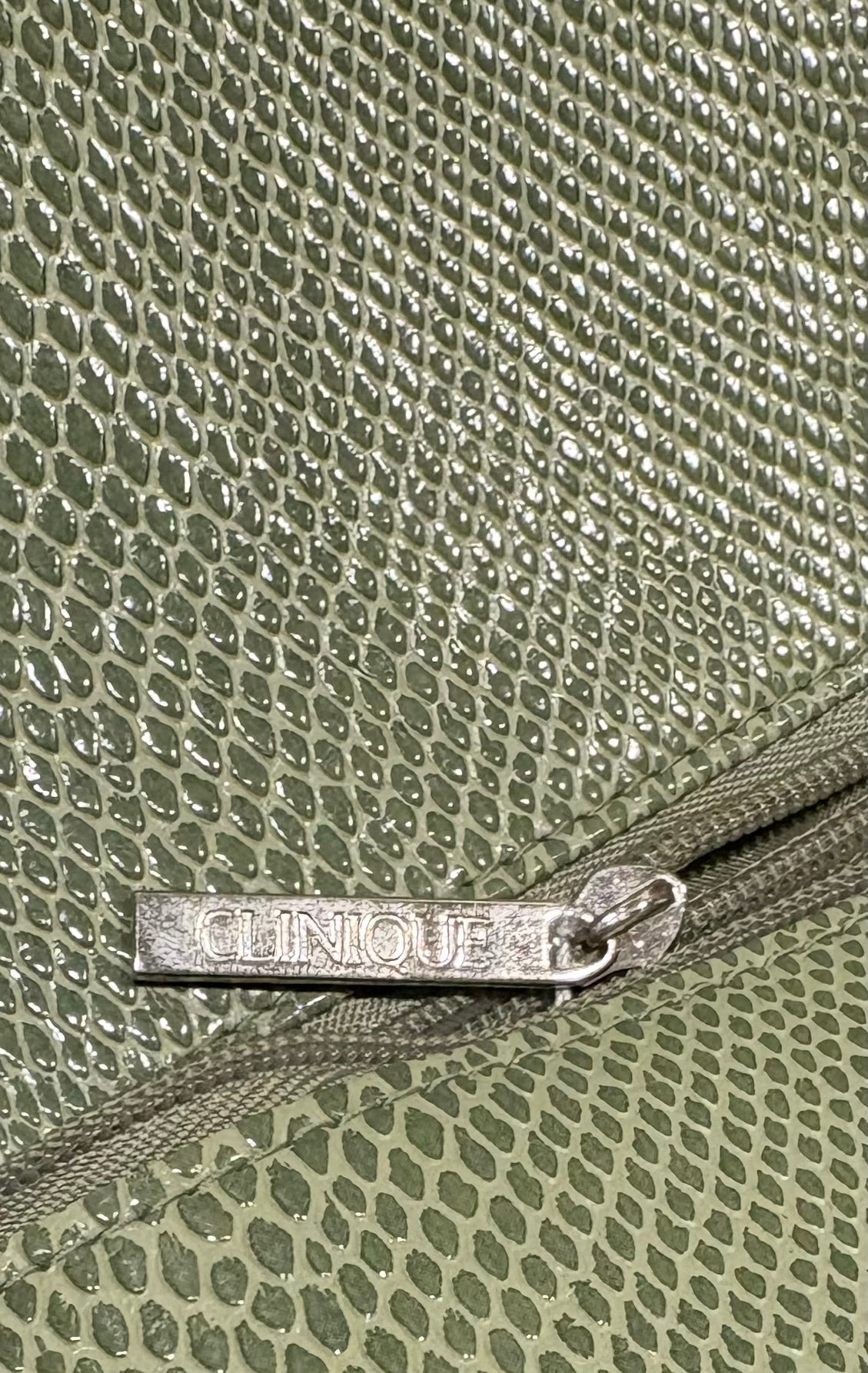 2-Piece Green Clinique Makeup Bag Set