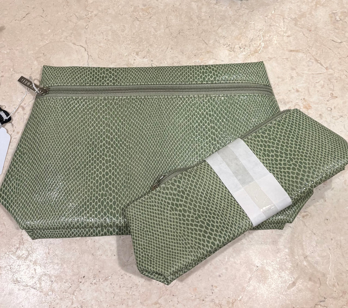 2-Piece Green Clinique Makeup Bag Set