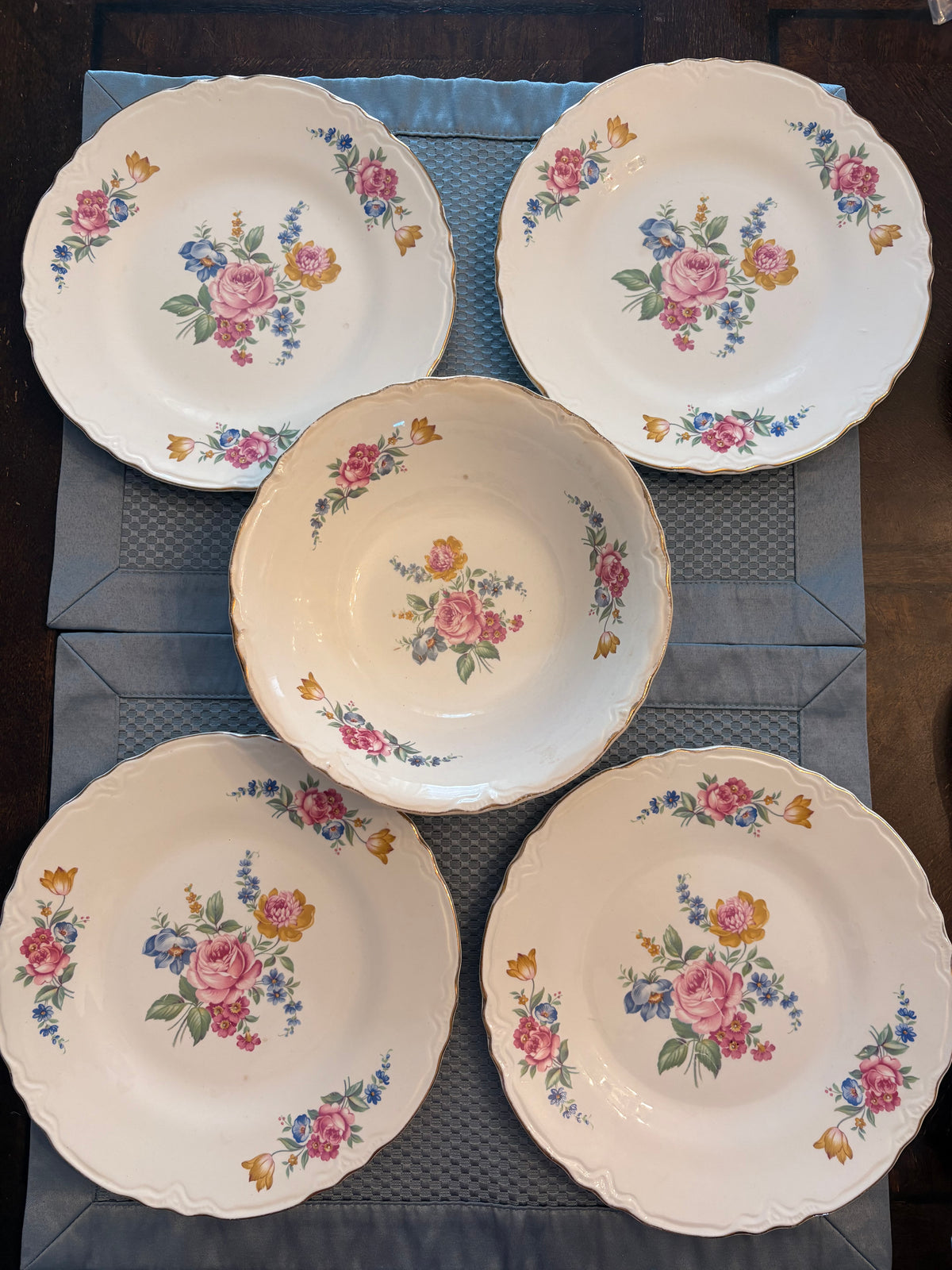 Scio Hazel Pattern 1940s Plates & Bowl Set