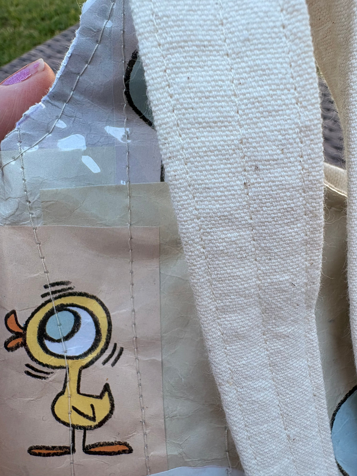 "The Pigeon Finds a Hot Dog" Tote Bag
