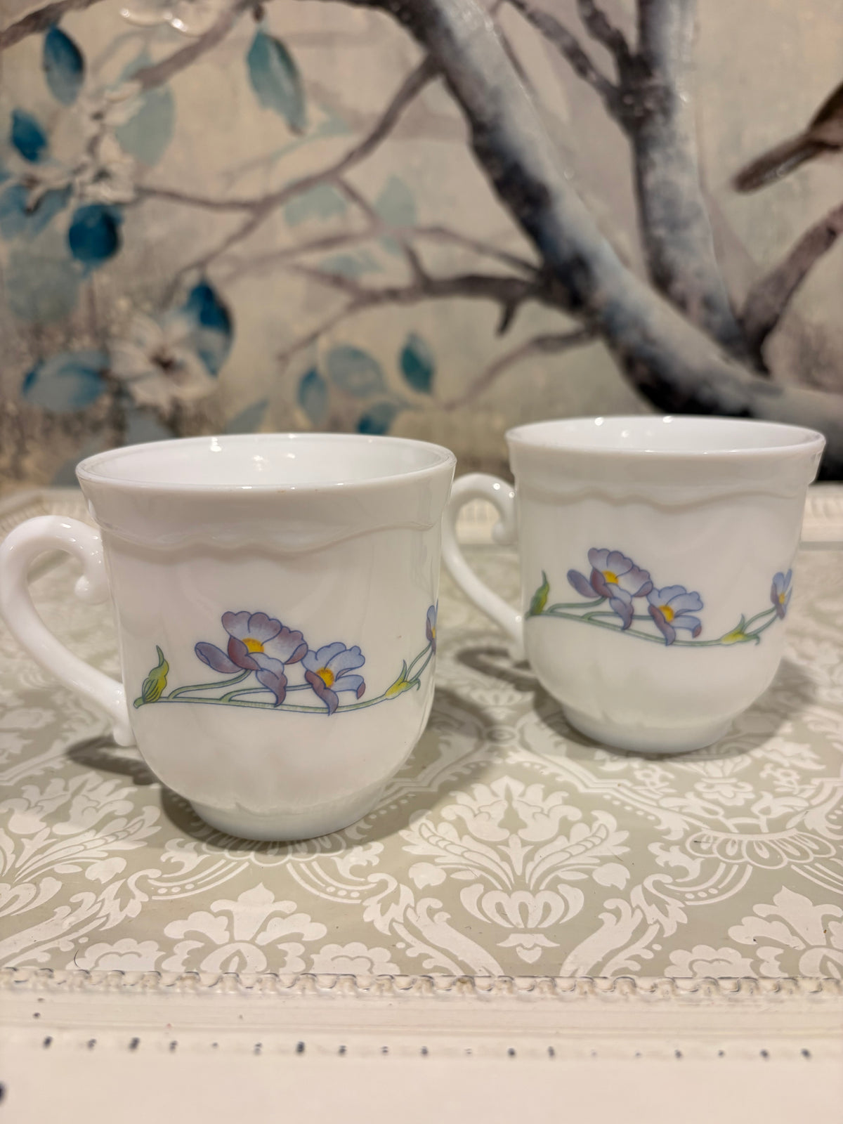 Arcopal Revelation Milk Glass Cup Set of 2