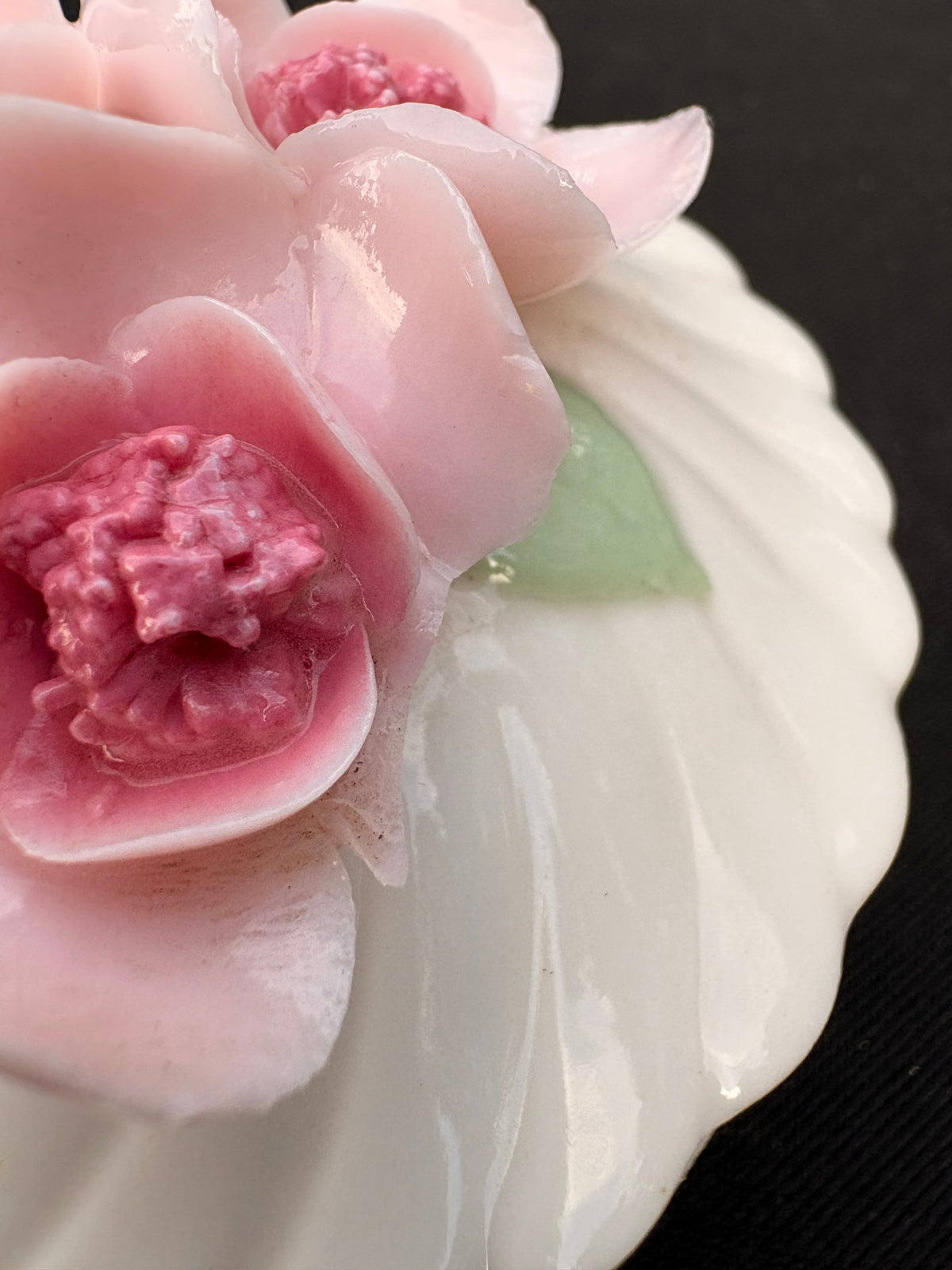 Round Trinket Box with 3D Rose Design