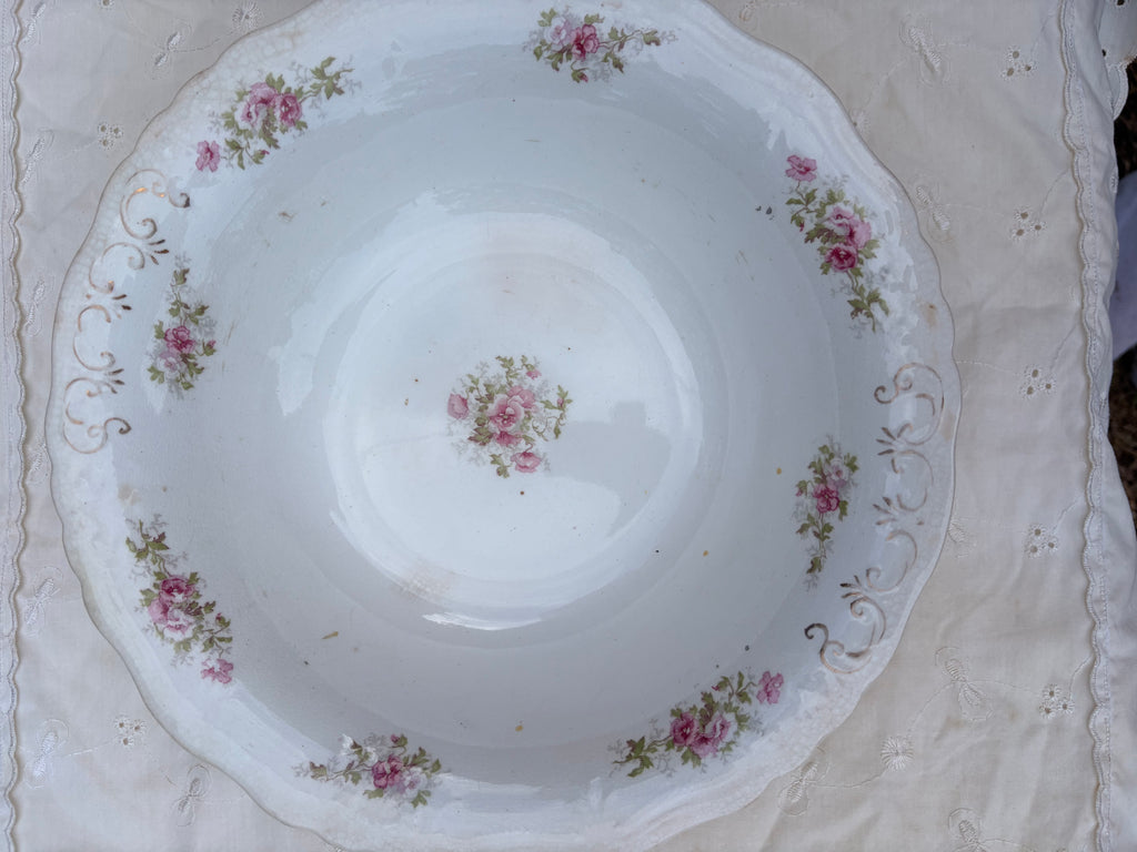 Antique John Maddock & Sons “Old Rose” Serving Bowl