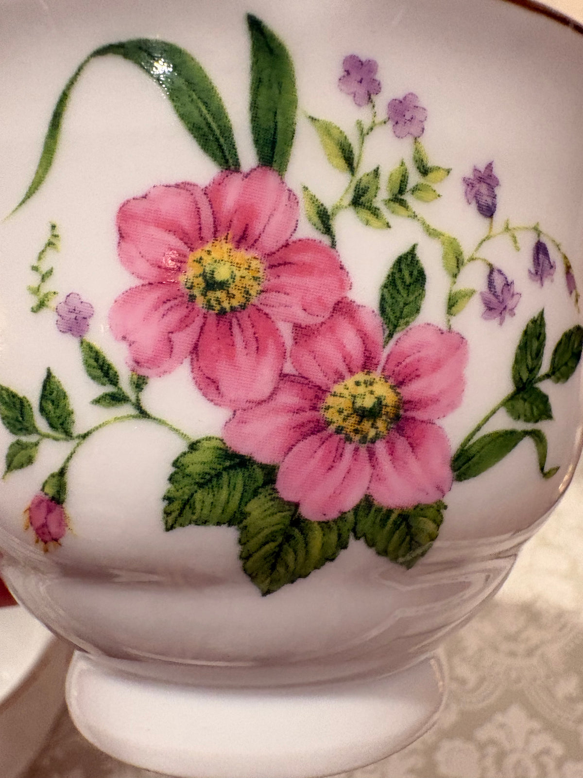 Belk Vintage Floral Teacup Set