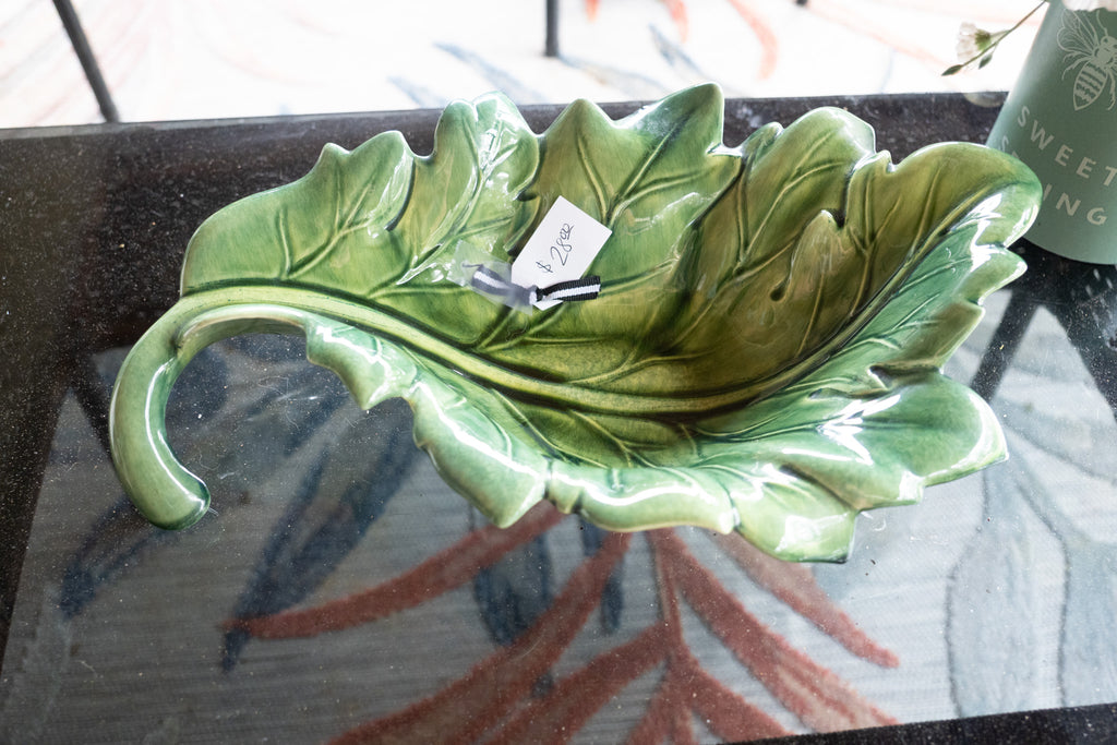Green Leaf Dish