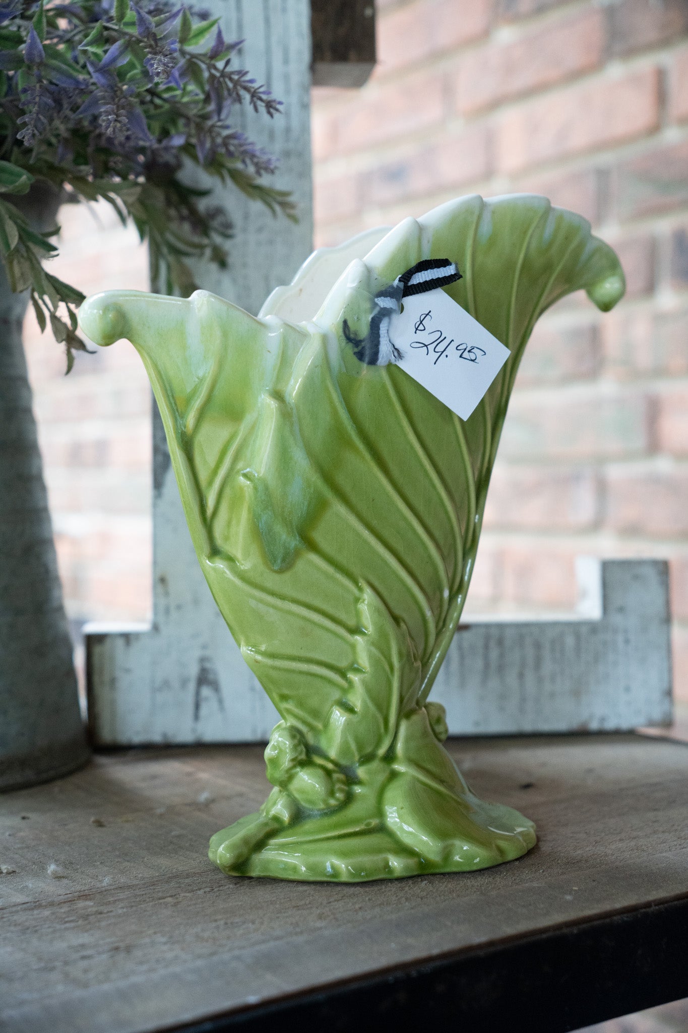 Double Leaf "Royal Heager" Vase