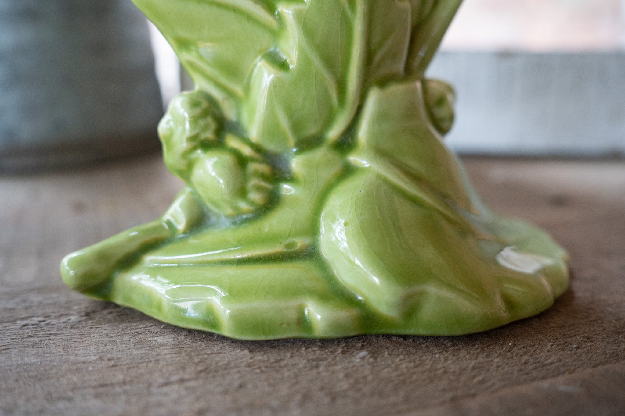 Double Leaf "Royal Heager" Vase