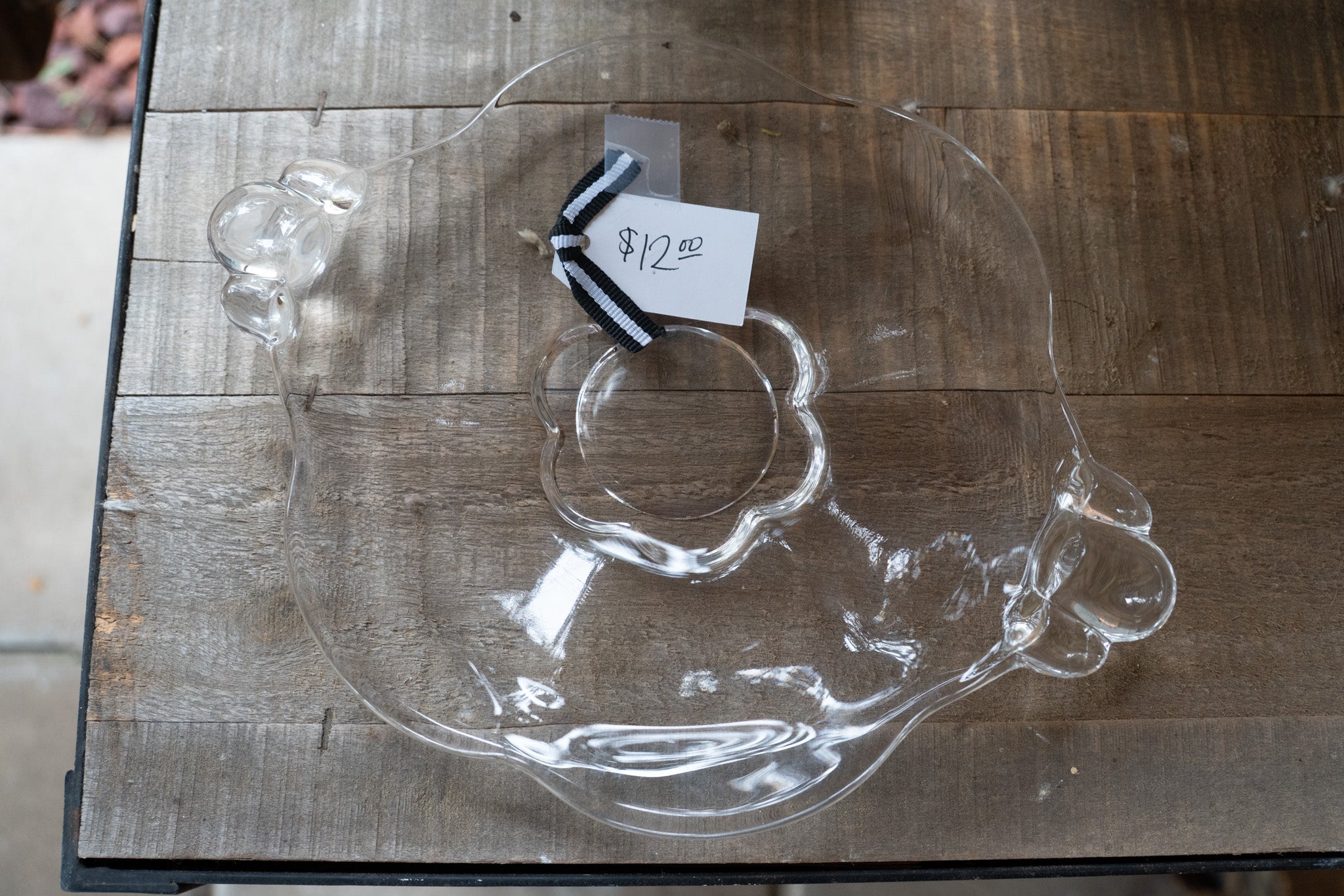 Canterbury Glass plate with handles