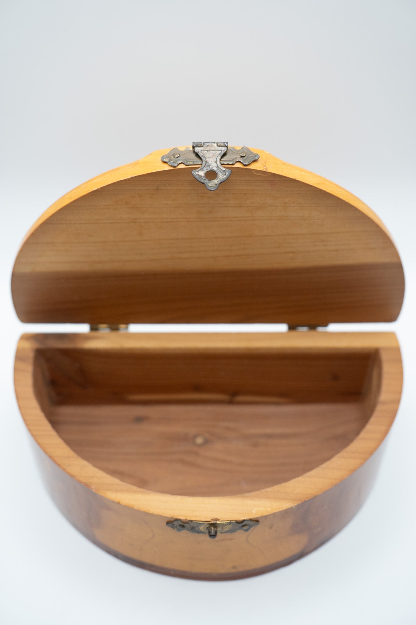 Cedar Souvenir Box