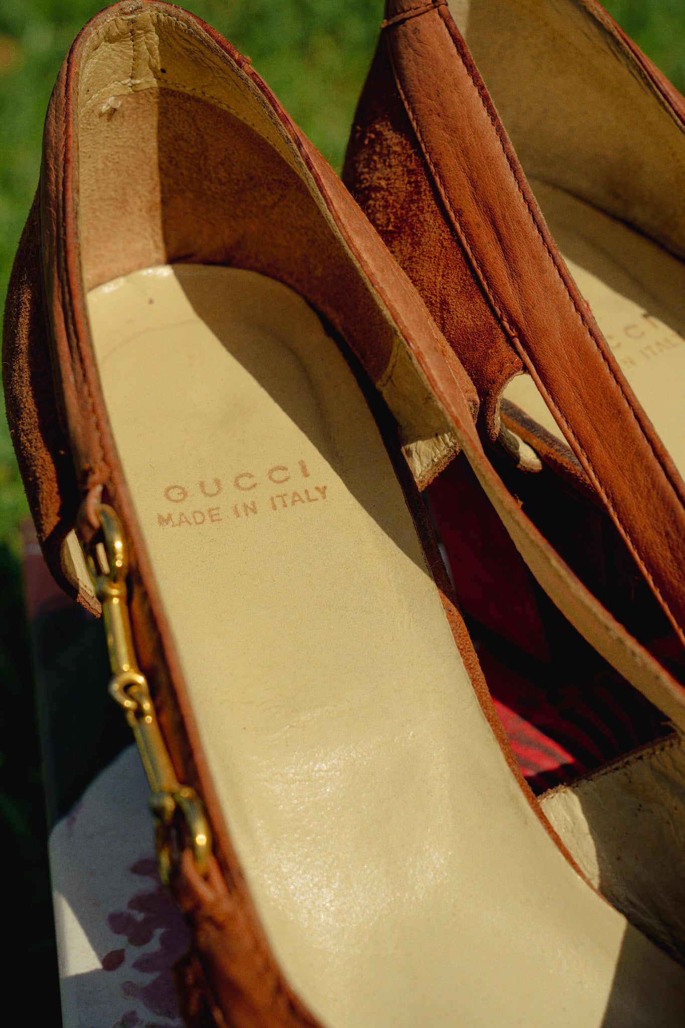Vintage Gucci Caramel Suede Pumps
