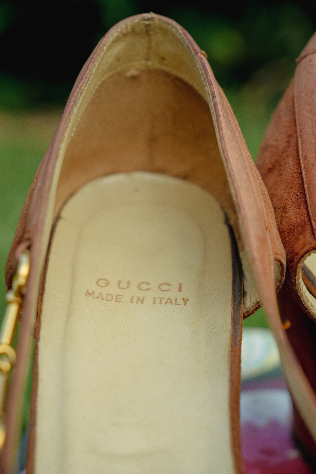 Vintage Gucci Caramel Suede Pumps