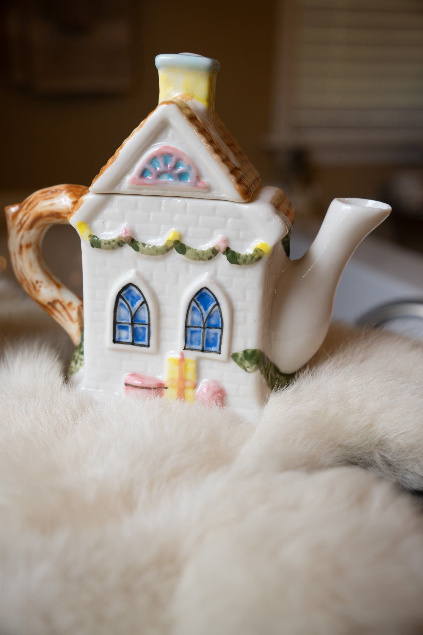 Houston Harvest Christmas Village Tea Set