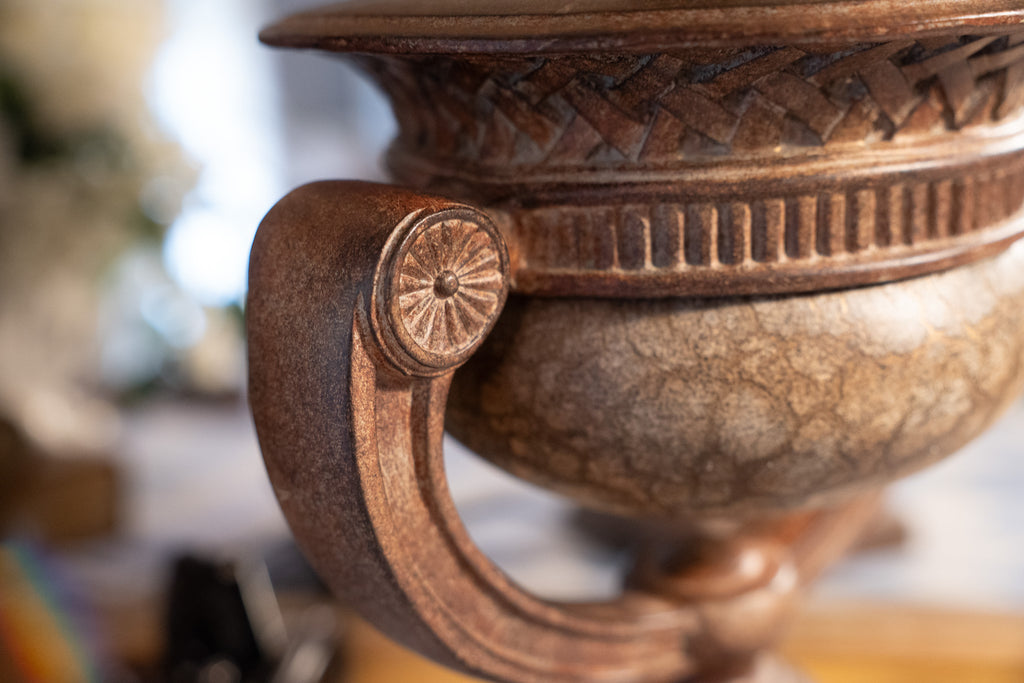 Hampton Bay Urn Style Lamp