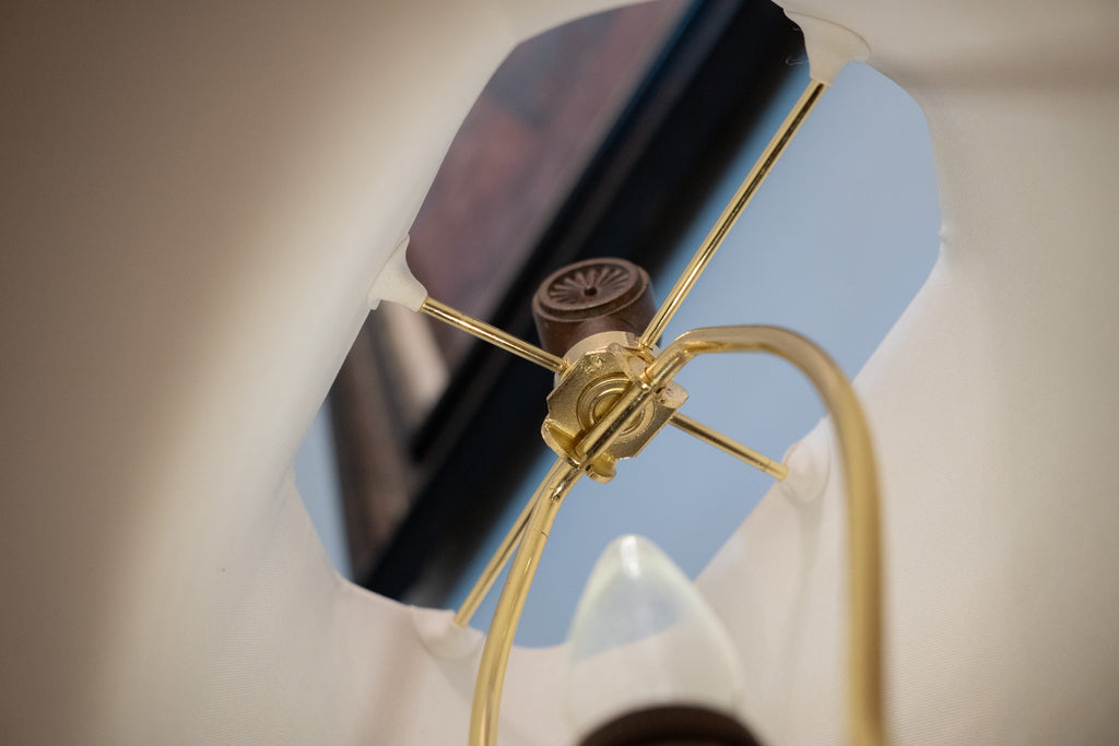 Hampton Bay Urn Style Lamp