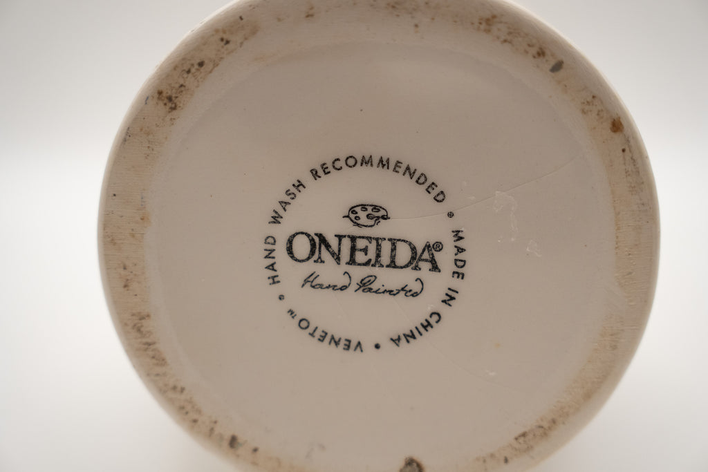 Vintage Oneida Grape & Ivy 4-Piece Set