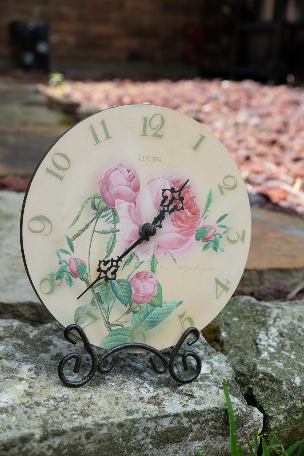 Linden Rose Floral Clock