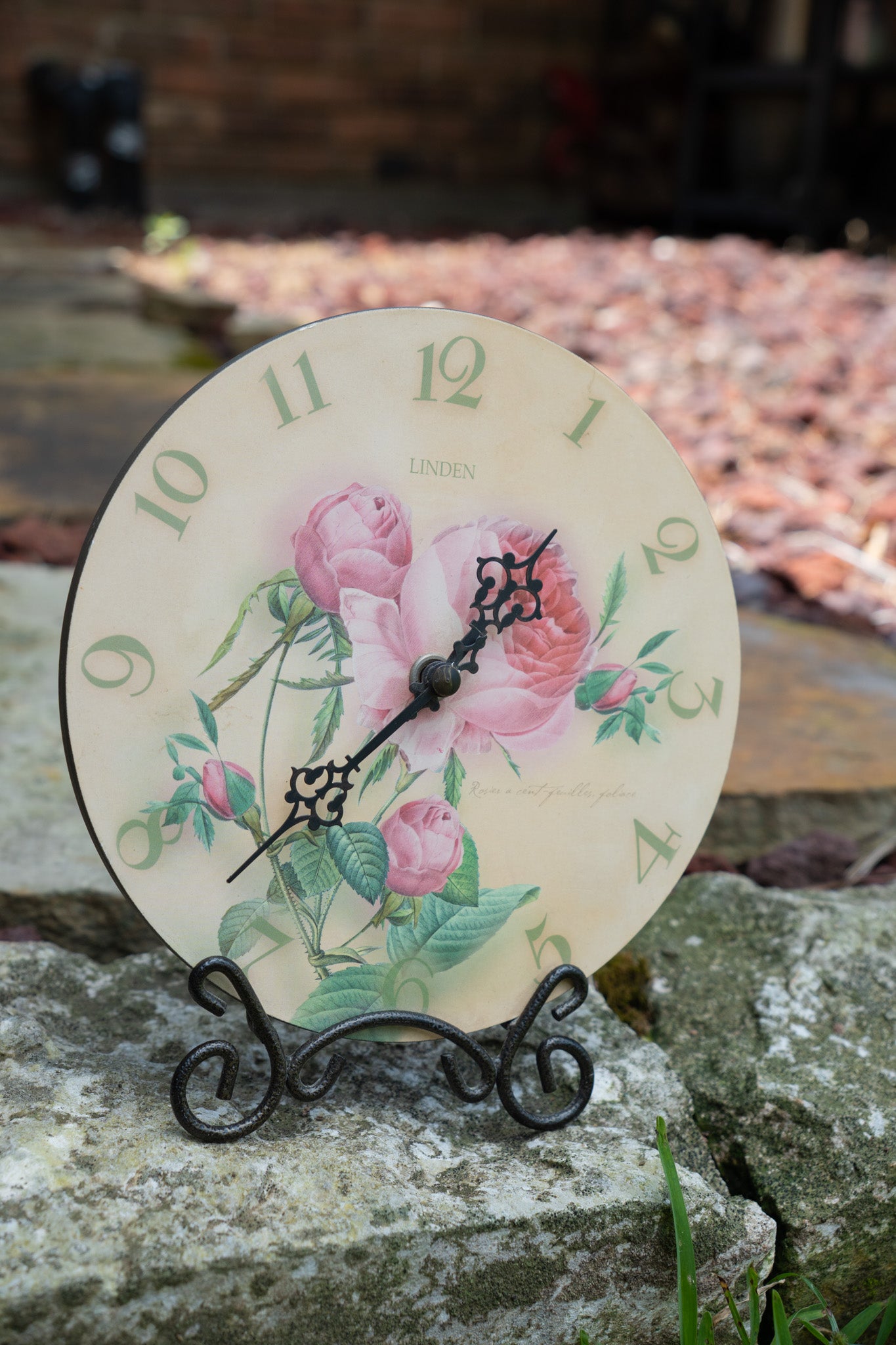 Linden Rose Floral Clock