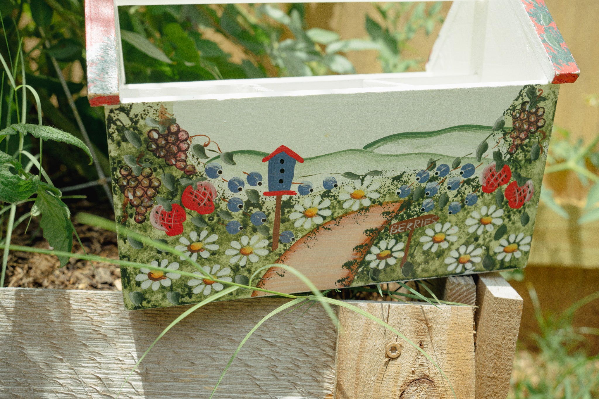 Wooden Birdhouse Caddy