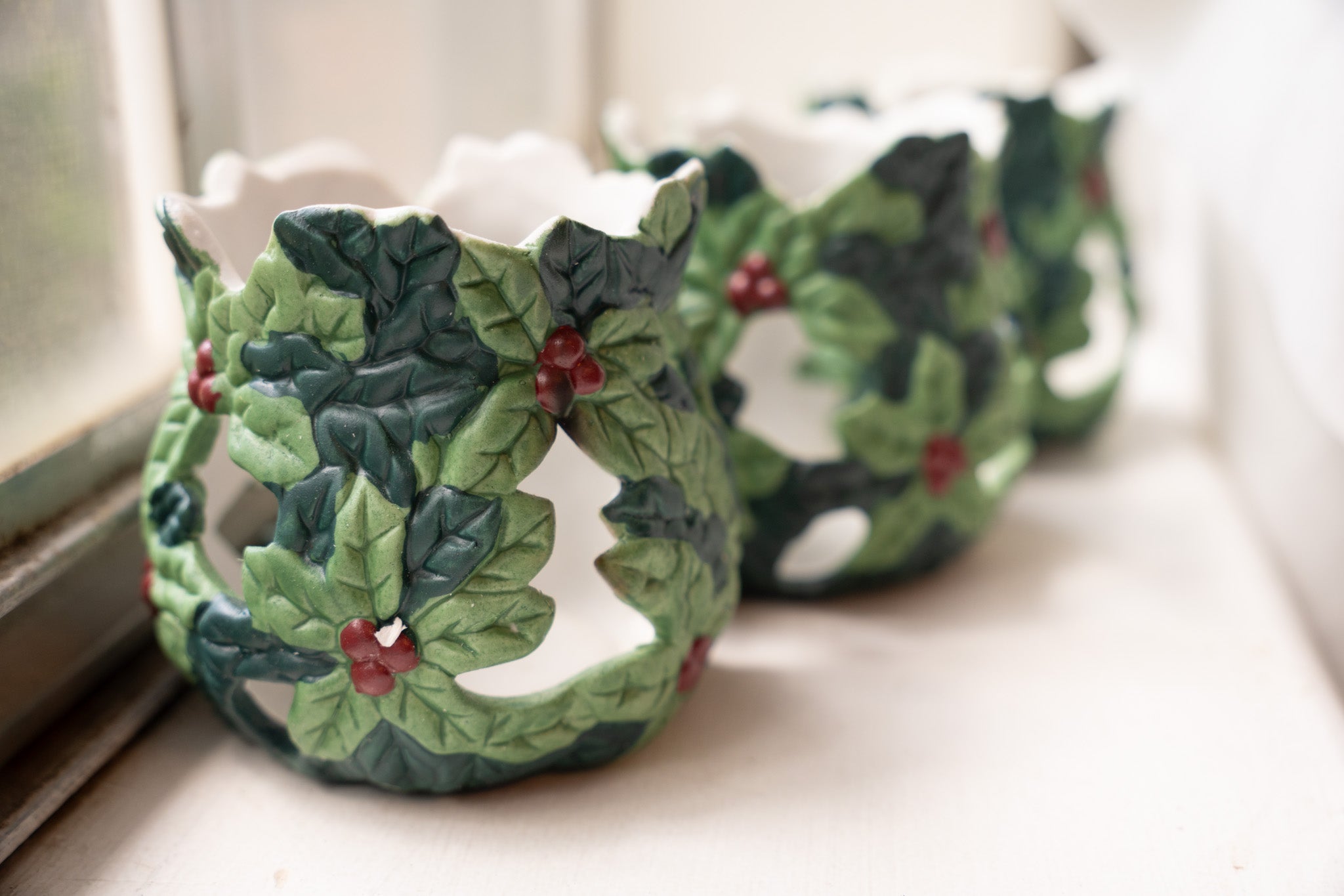 6 Pc Christmas Holly Porcelain Votives