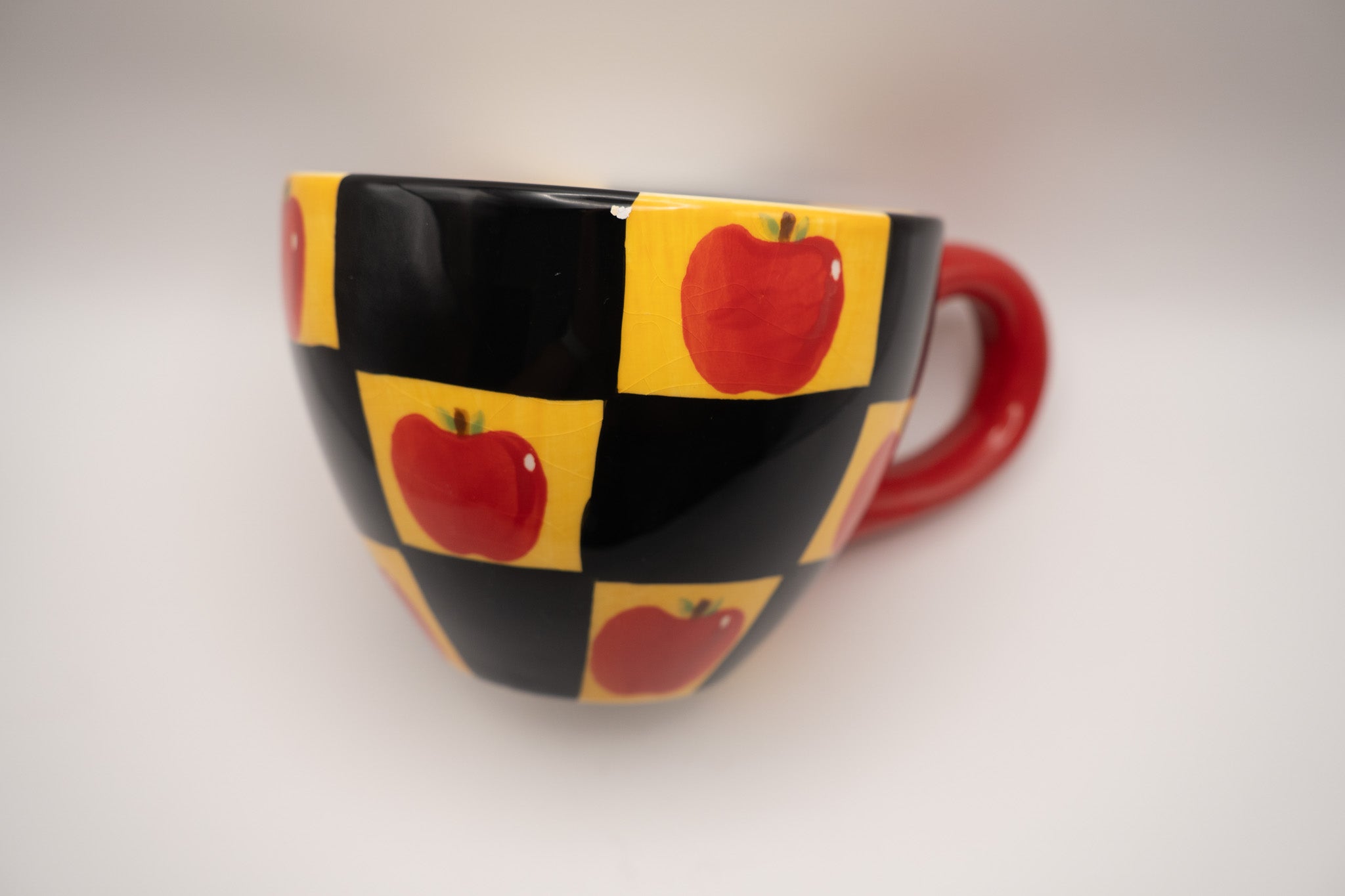 Vintage Lady Jayne Apple Mug