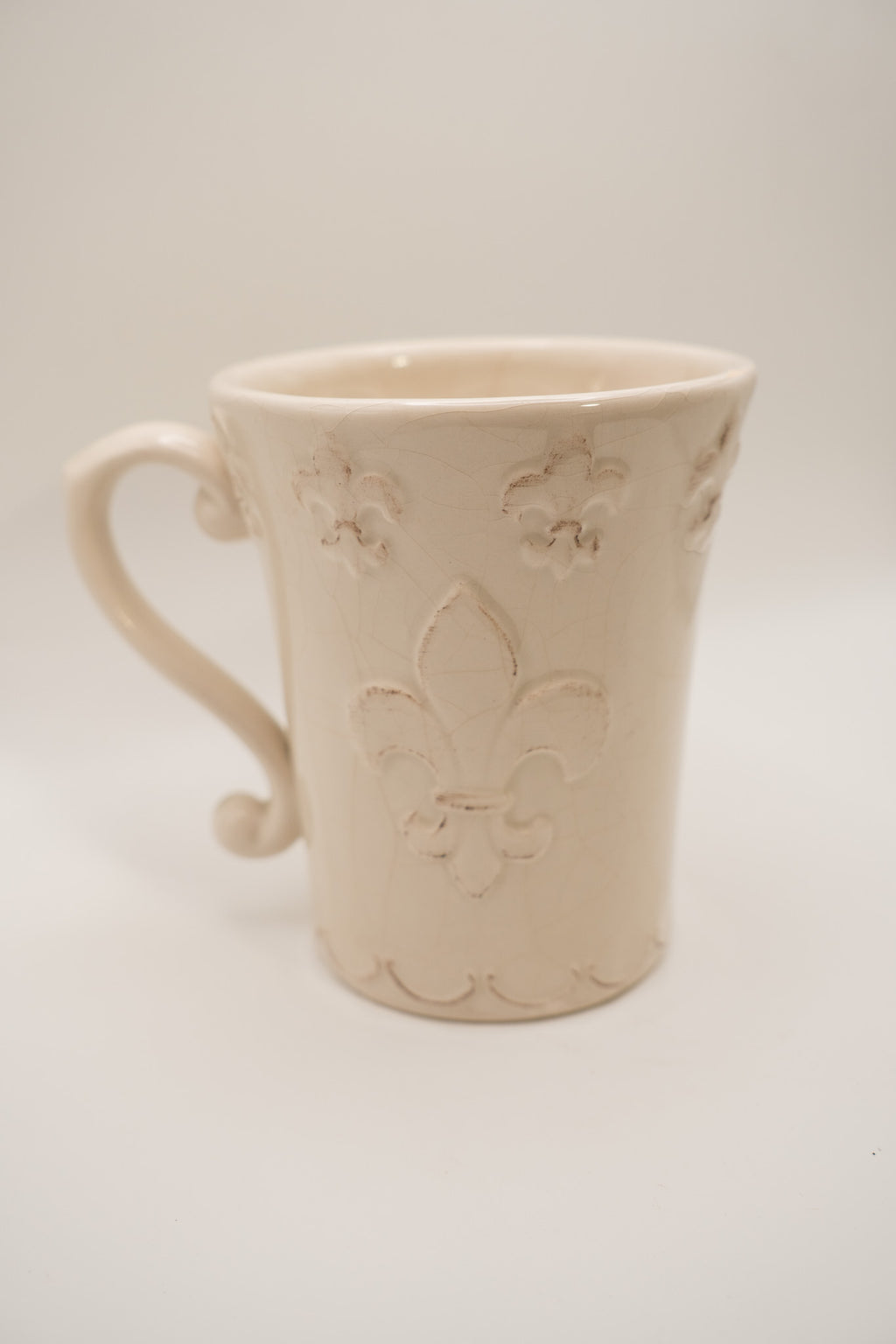Fleur de Lis Mug