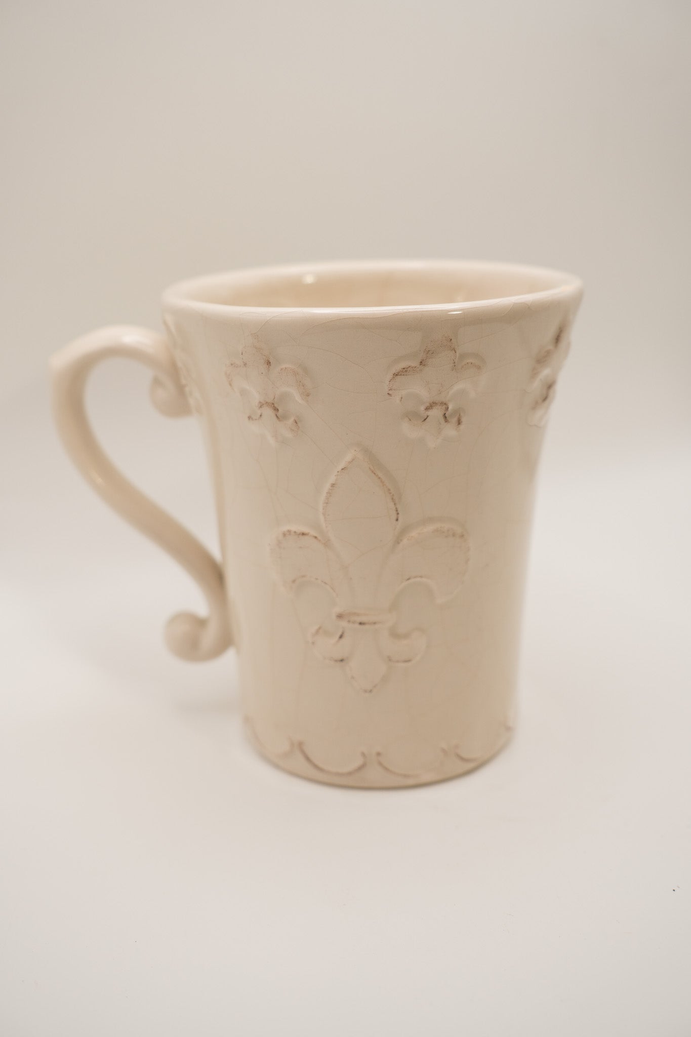 Fleur de Lis Mug