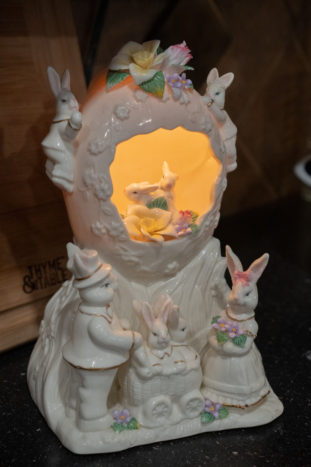 Vintage Porcelain Bunny Family Scene Lamp