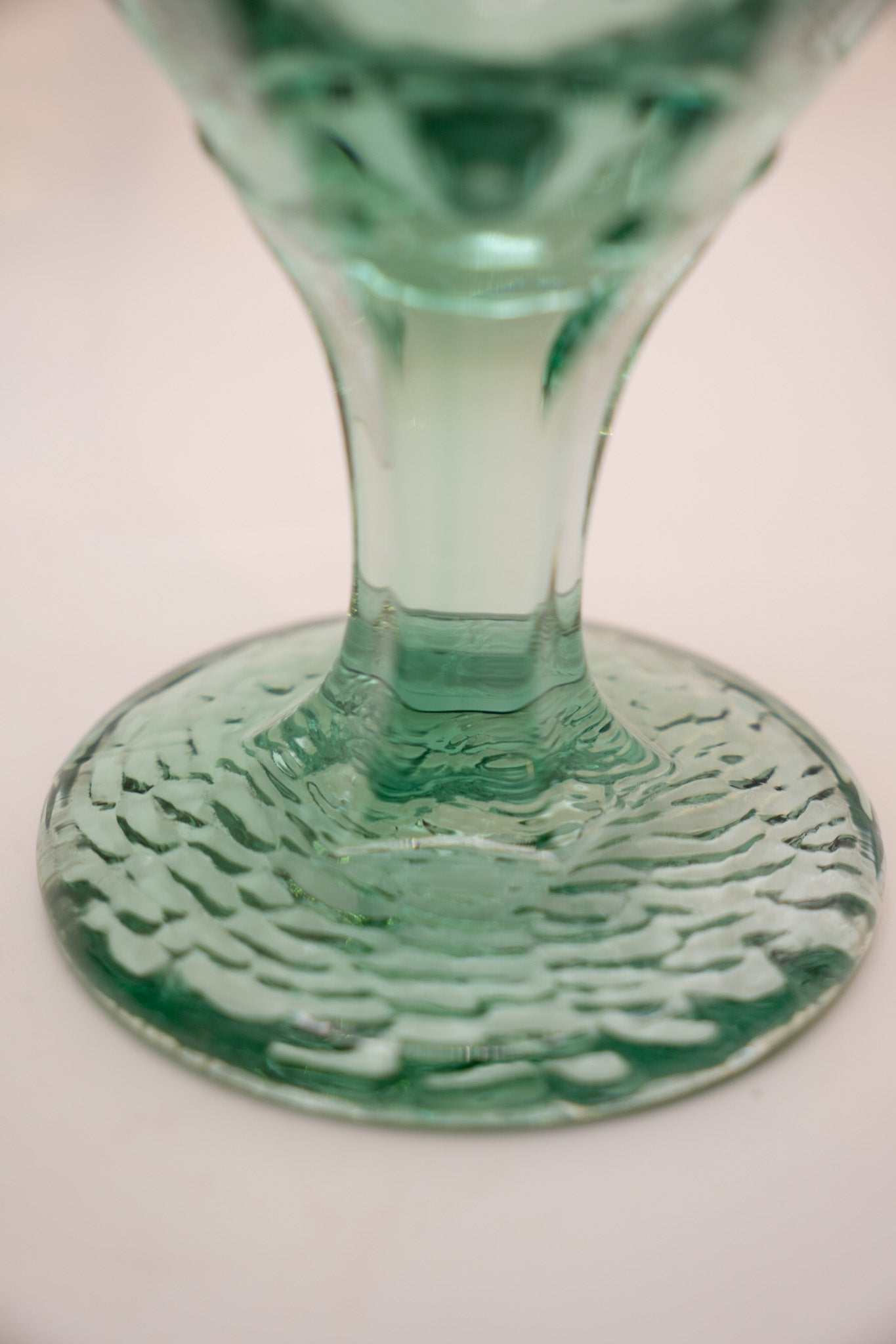 Vintage Libbey Chivalry Glasses – Set of 2