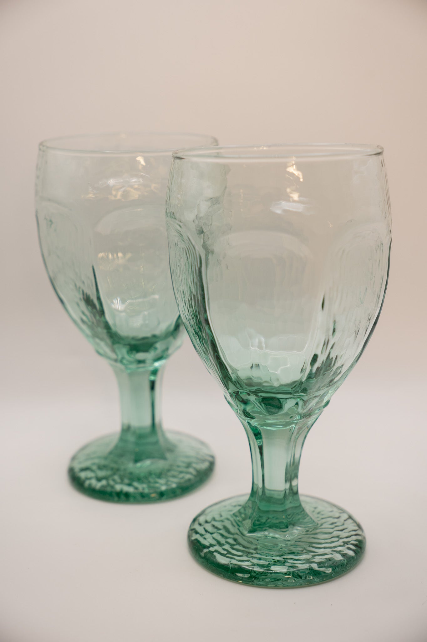 Vintage Libbey Chivalry Glasses – Set of 2