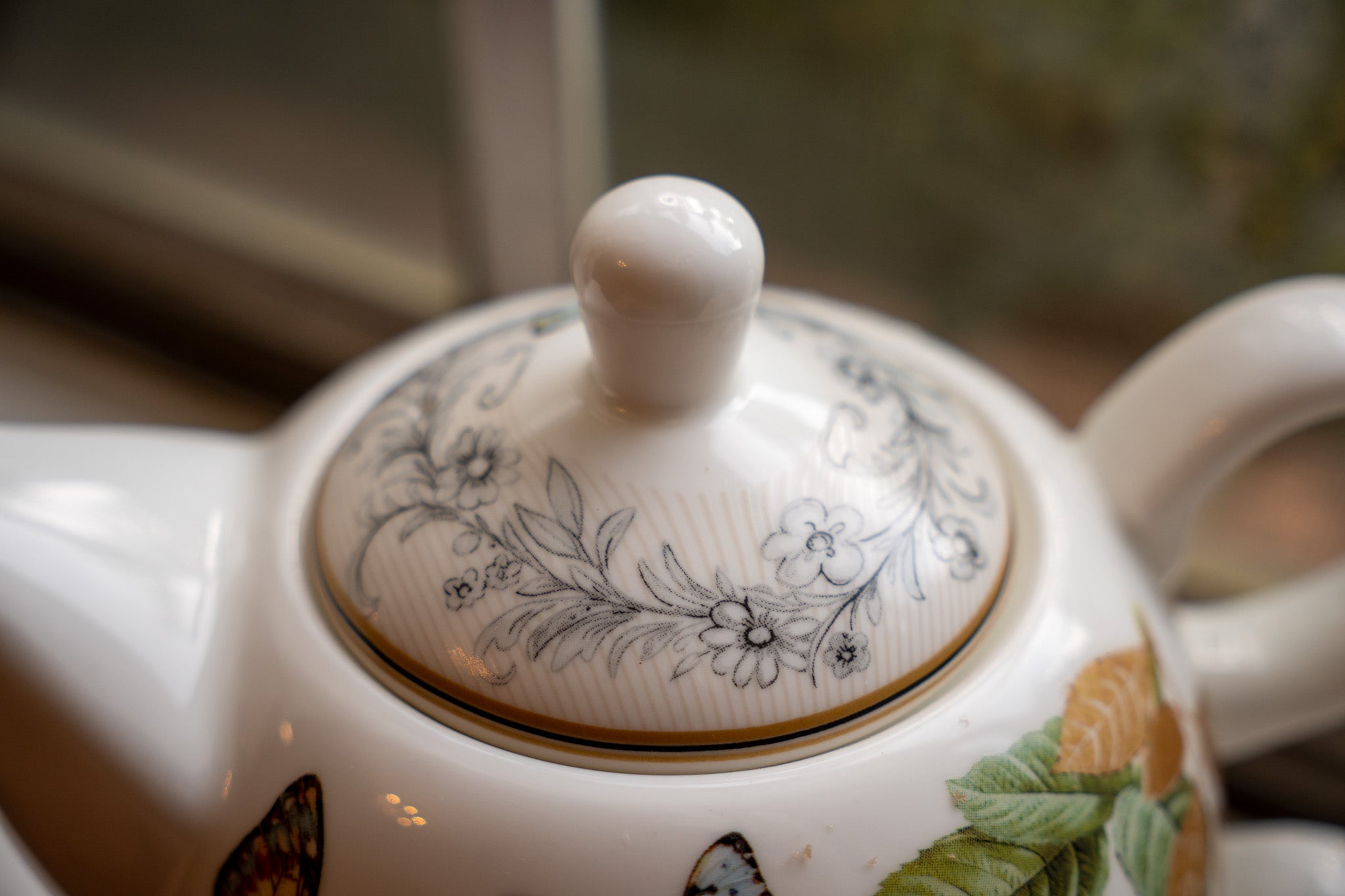 Delton Porcelain Tea for One Set