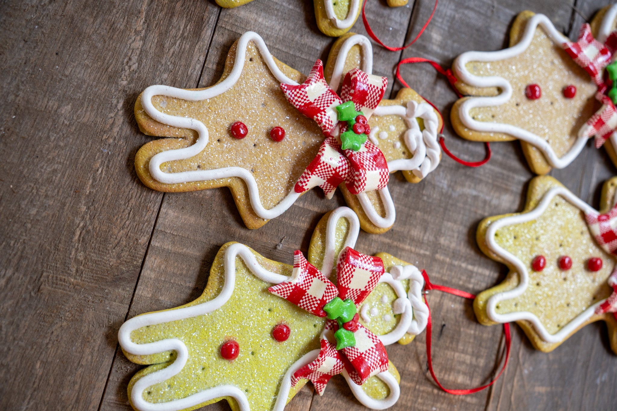 Gingerbread Men Ornaments — 6-Pc Set