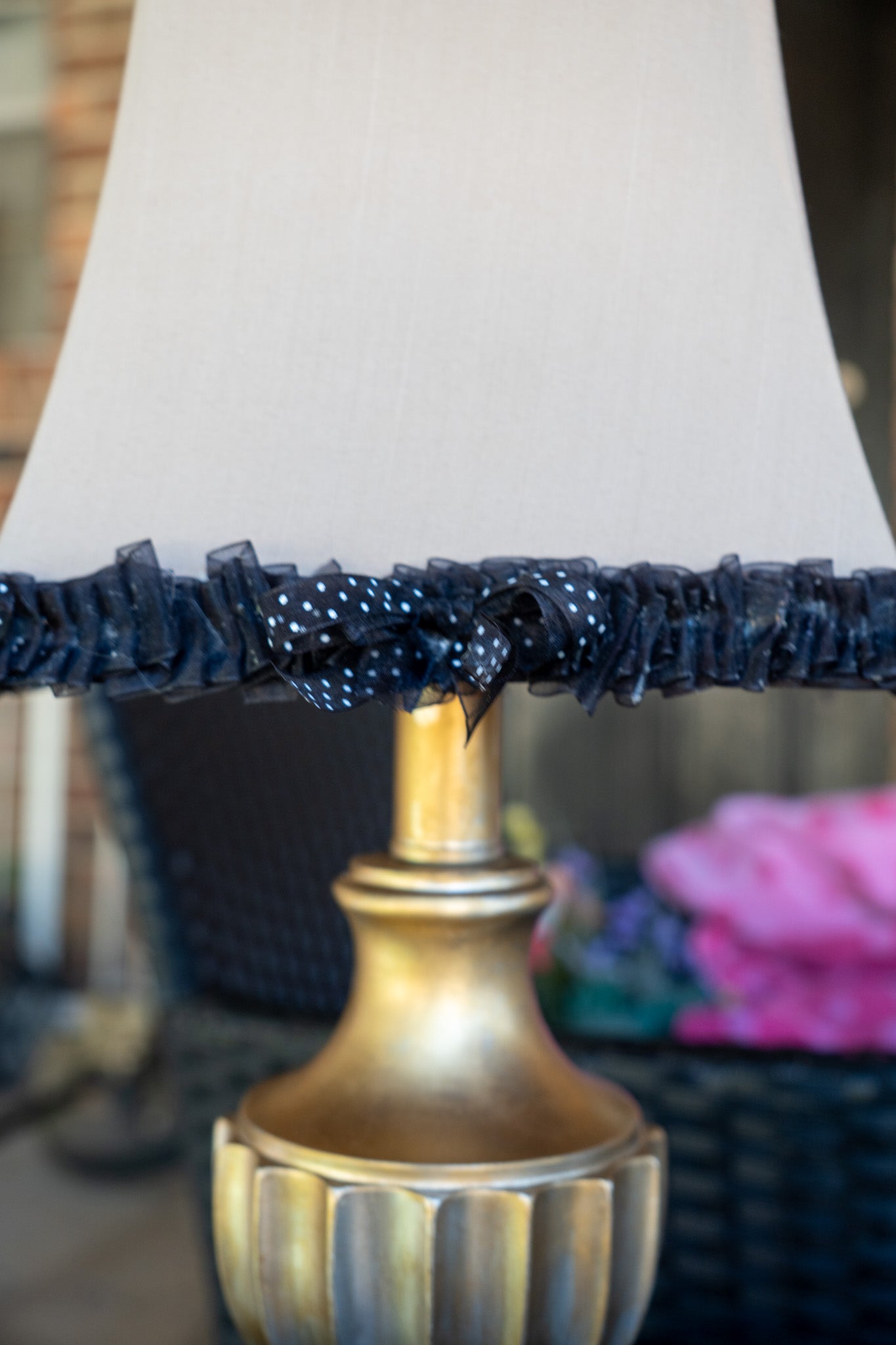 Polka Dot Bows Lamp