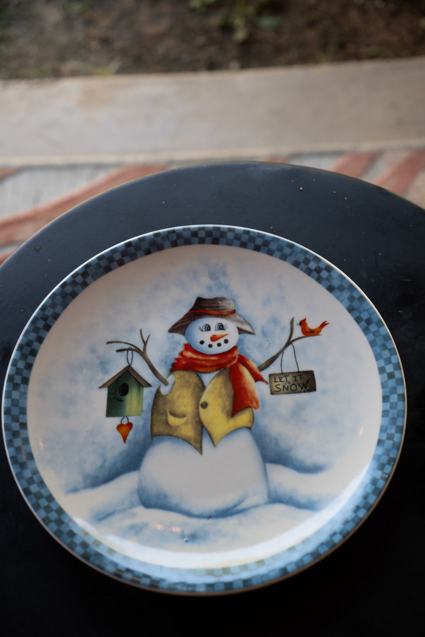Vintage Snowman Plate Set — 4-Pc