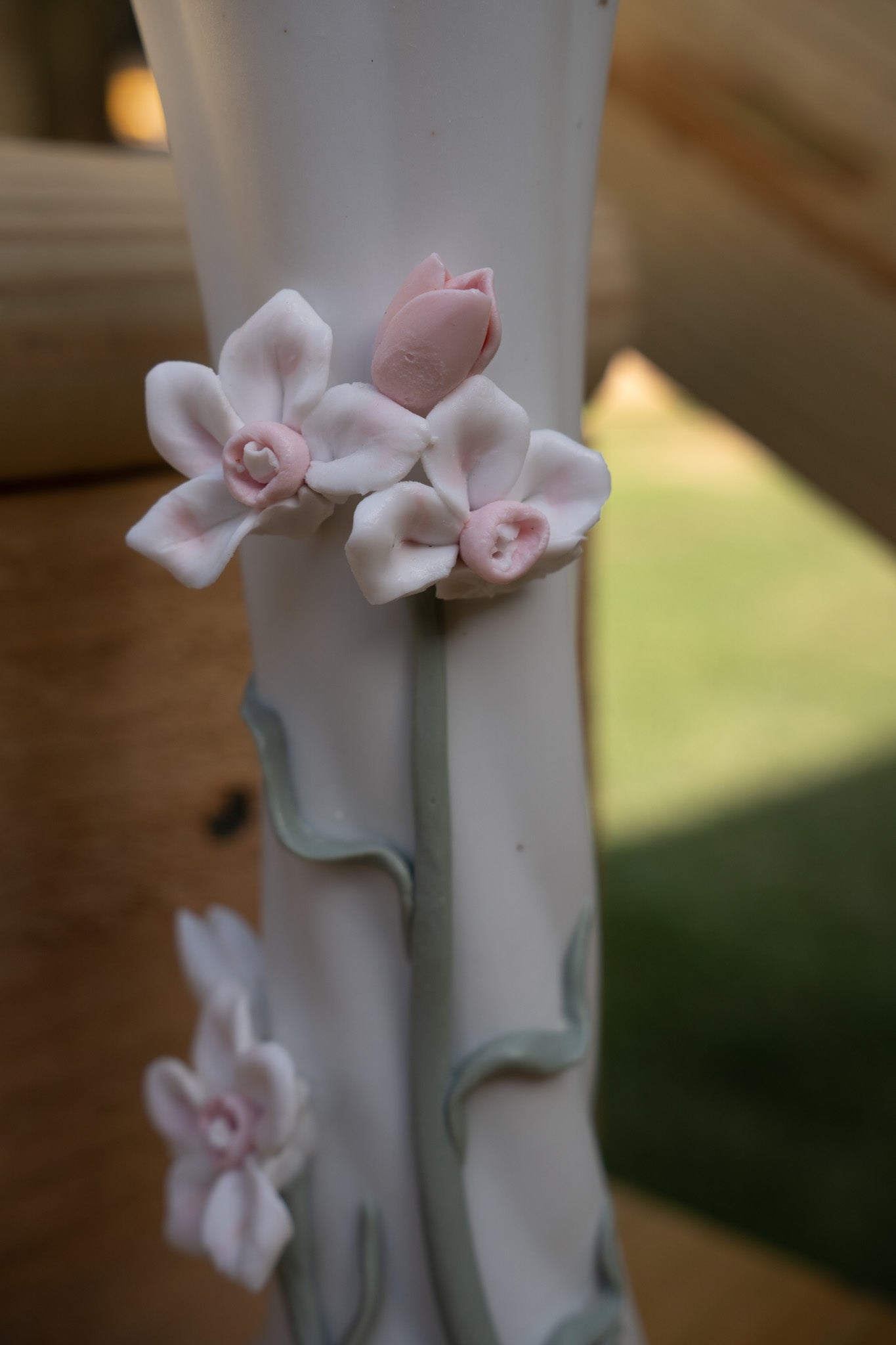 Vintage Japanese Porcelain Bud Vase
