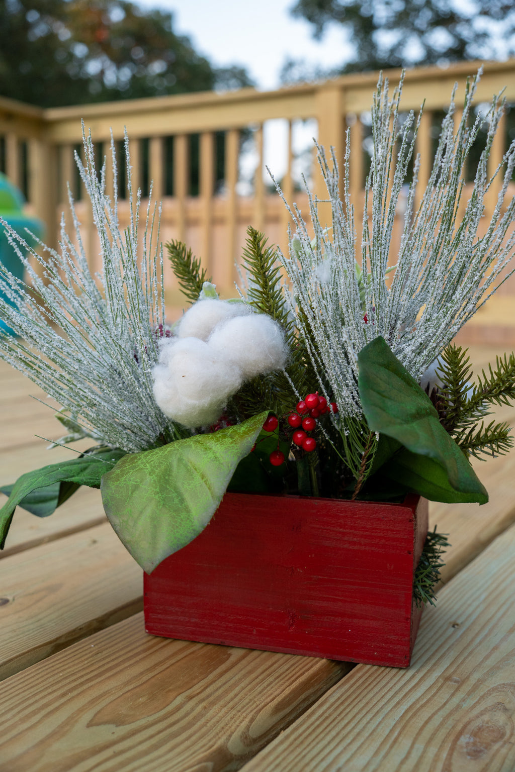 Farmhouse Christmas Floral