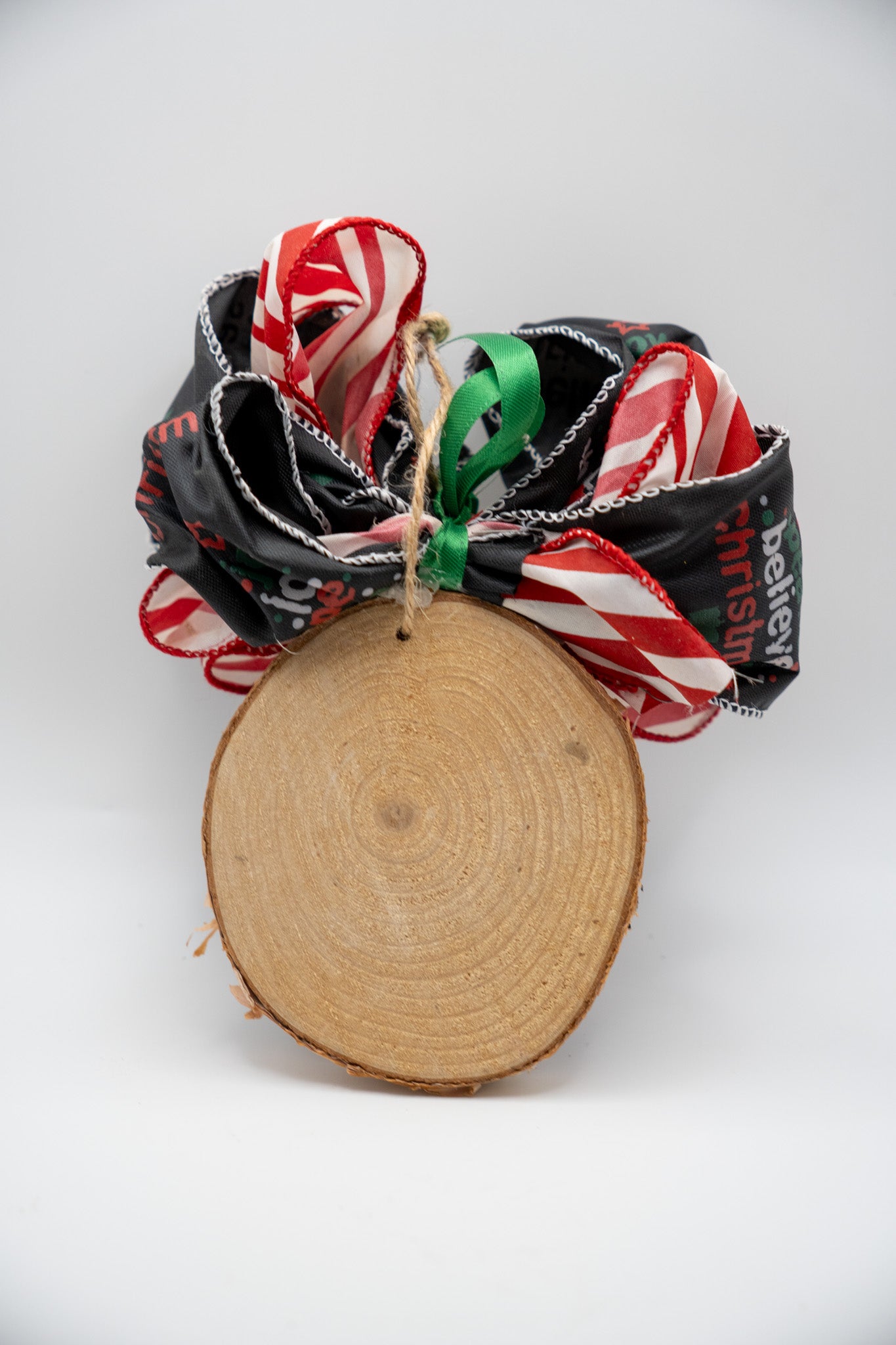 Farmhouse Ornament Set — 4-Pc