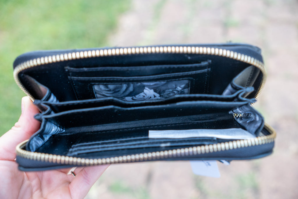 Adrienne Vittadini Black Wristlet Wallet
