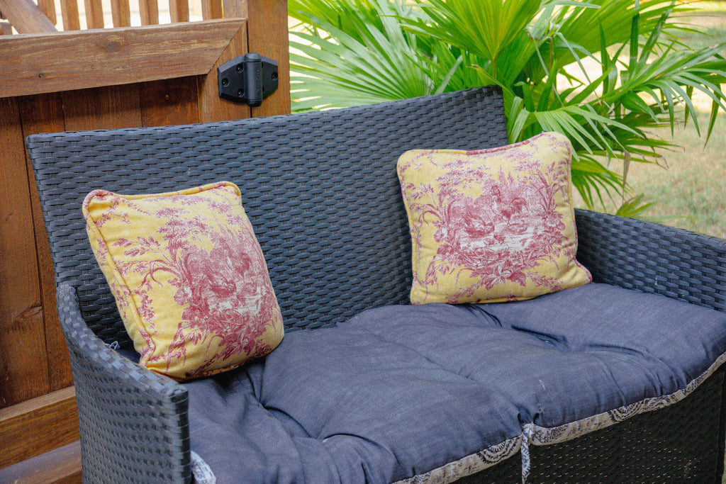 French Country Rooster Accent Pillow Set — Red & Yellow