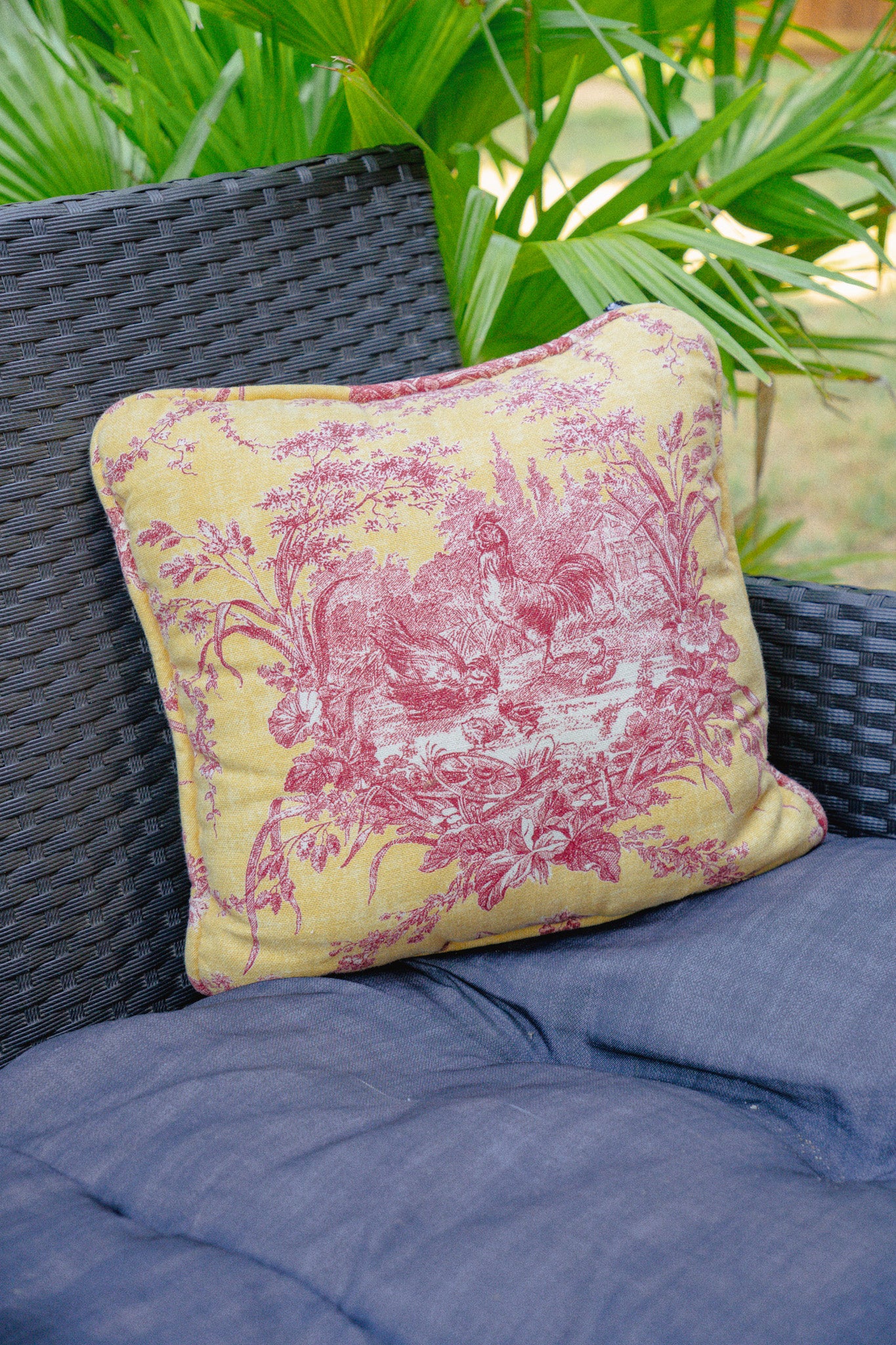 French Country Rooster Accent Pillow Set — Red & Yellow