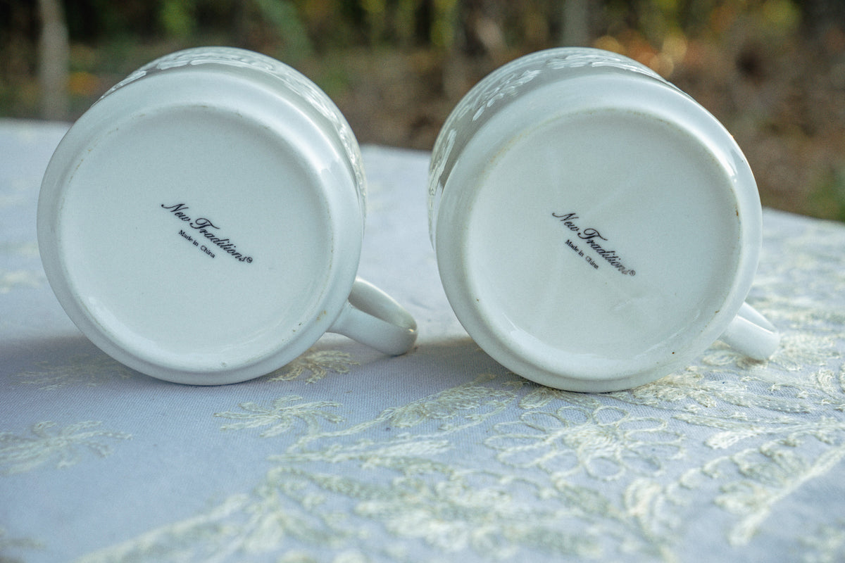 Embossed White Ceramic Coffee Mug Set