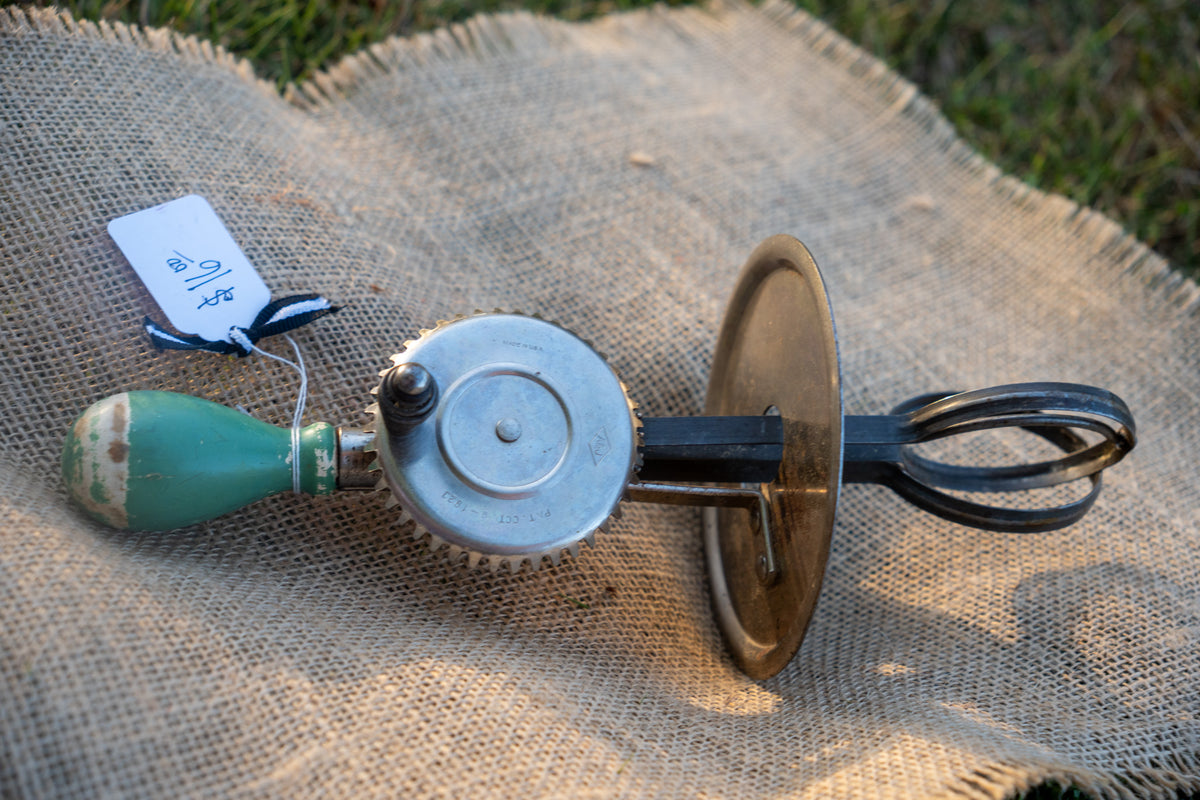 Vintage Hand Crank Egg Beater