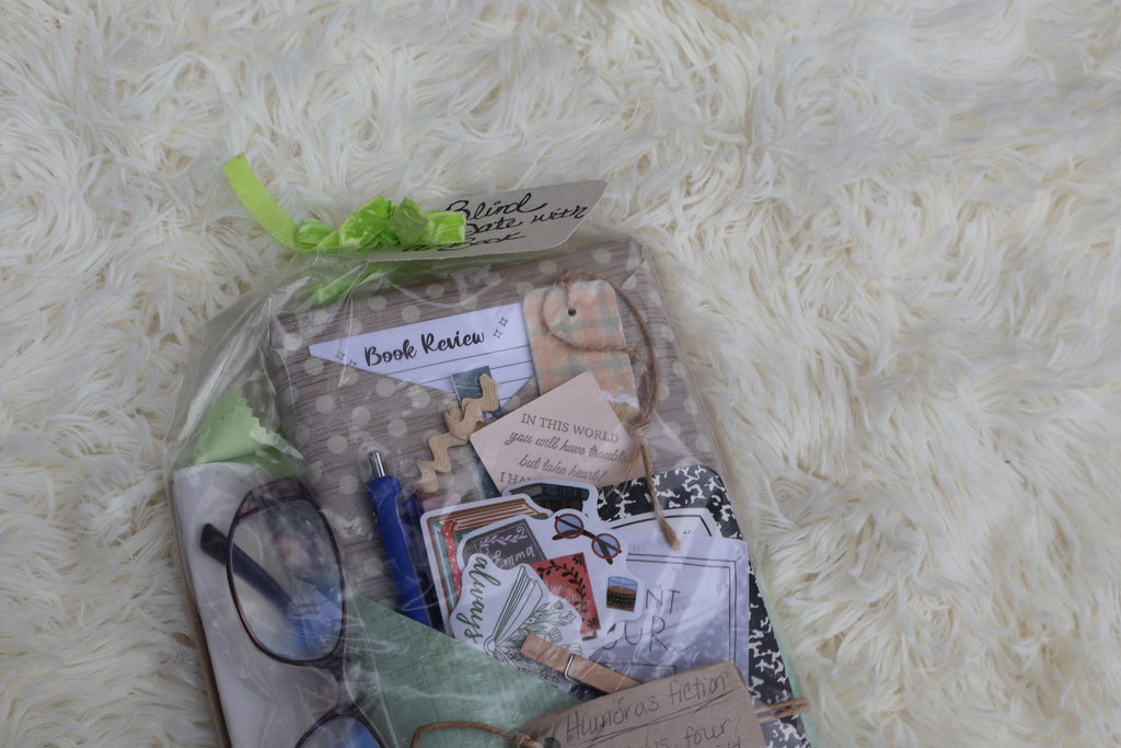 Blind Date with a Book – Humorous Fiction & Adventures Bundle