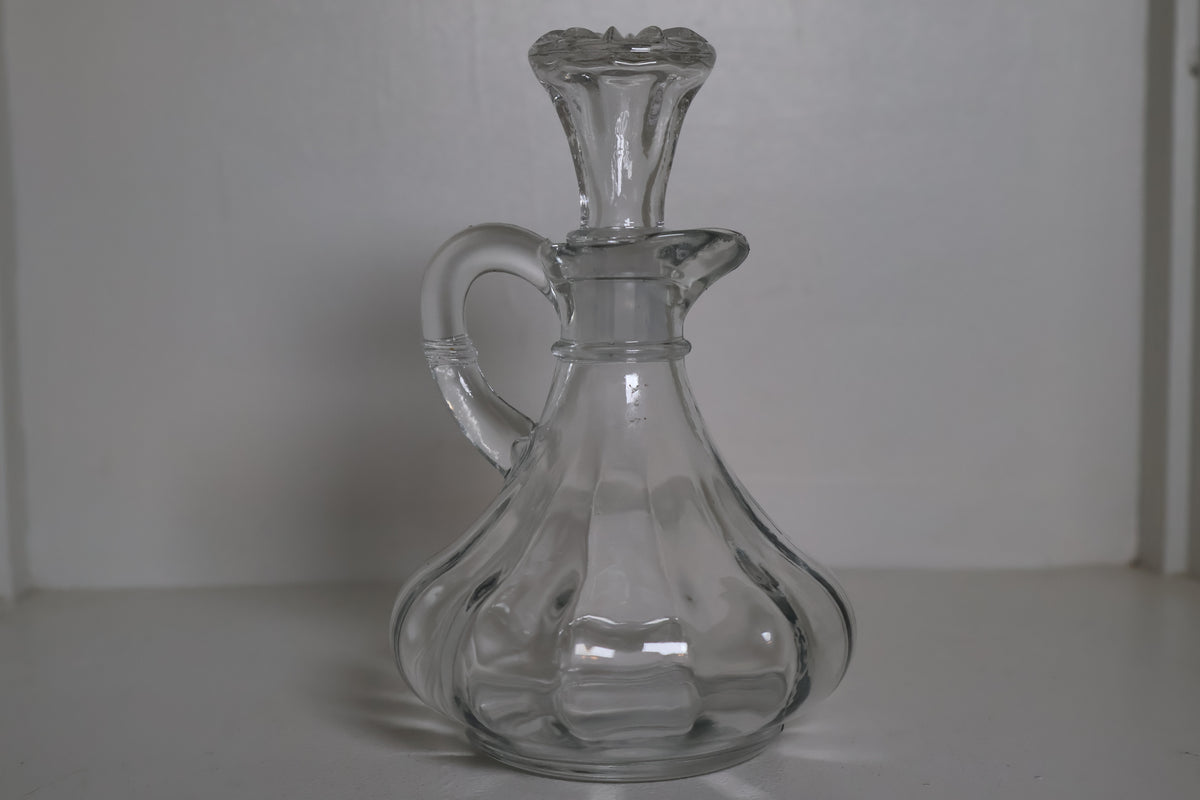 Anchor Hocking Fluted Glass Oil Cruet with Stopper