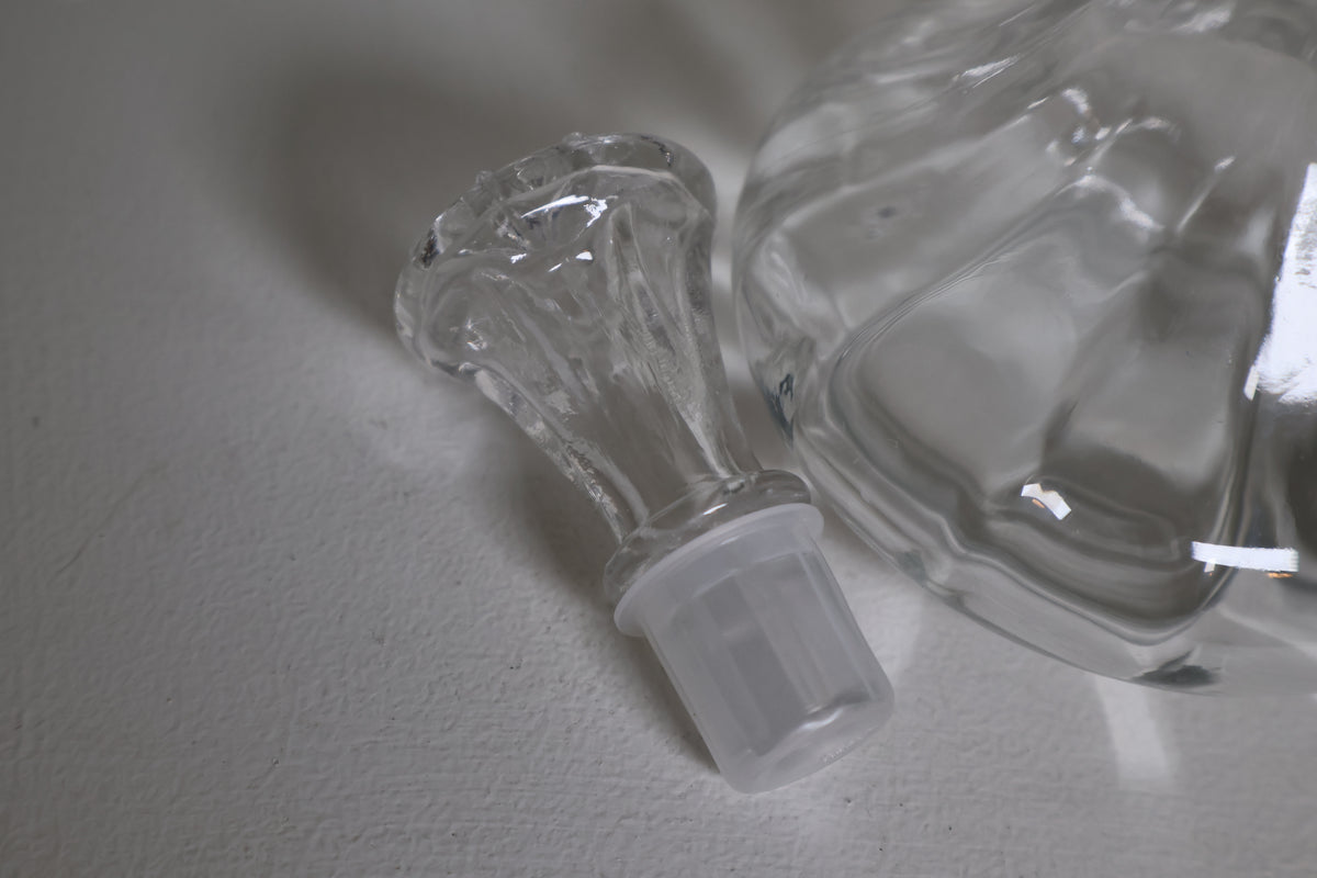 Anchor Hocking Fluted Glass Oil Cruet with Stopper