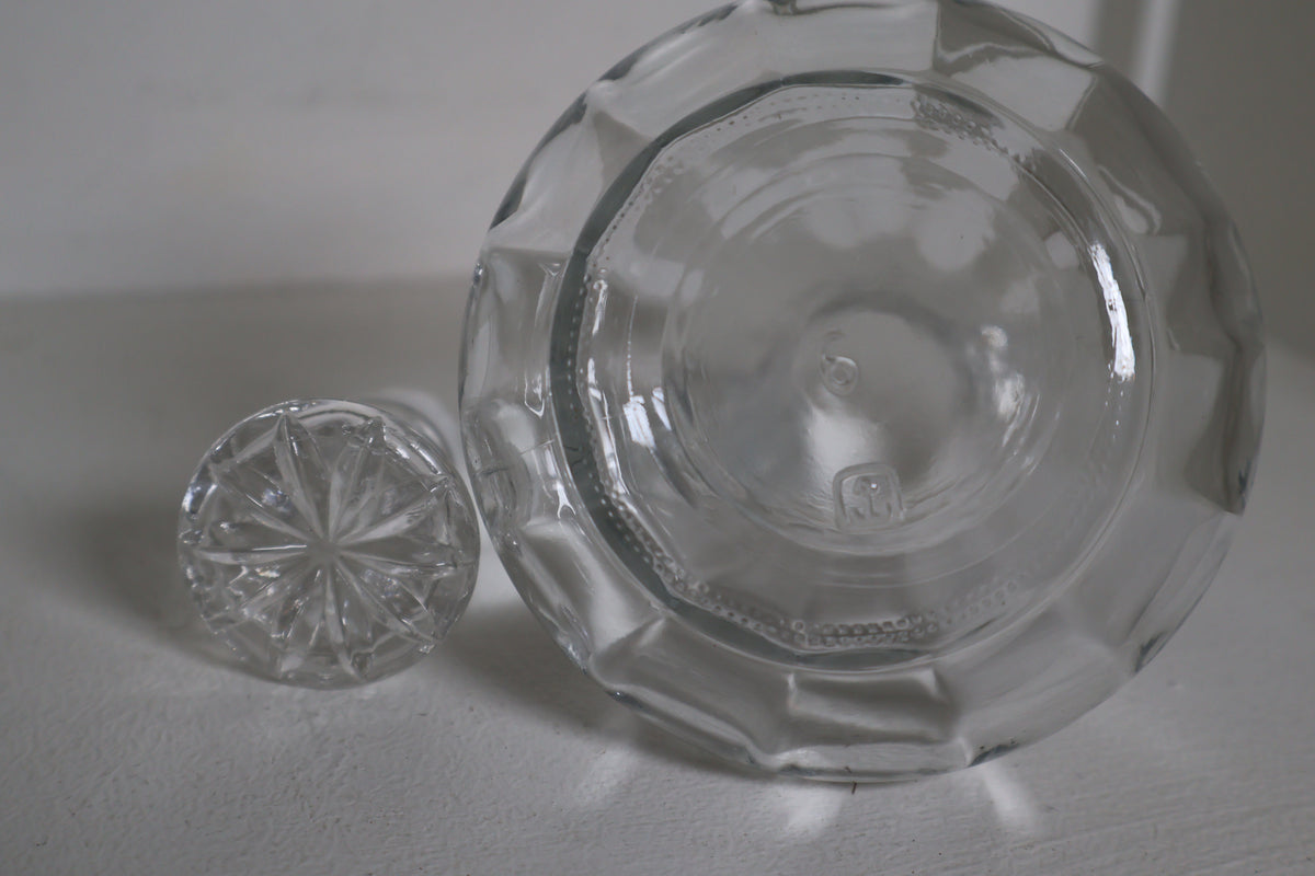 Anchor Hocking Fluted Glass Oil Cruet with Stopper