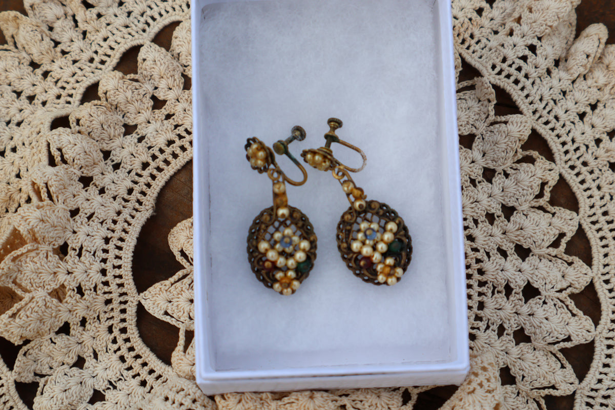 Vintage Gold-Tone Pearl & Jewel-Tone Cluster Screw-Back Earrings