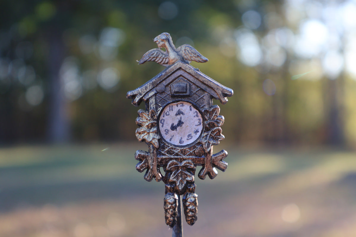 Miniature Cat & Cuckoo Clock Figurine in Antique Gold